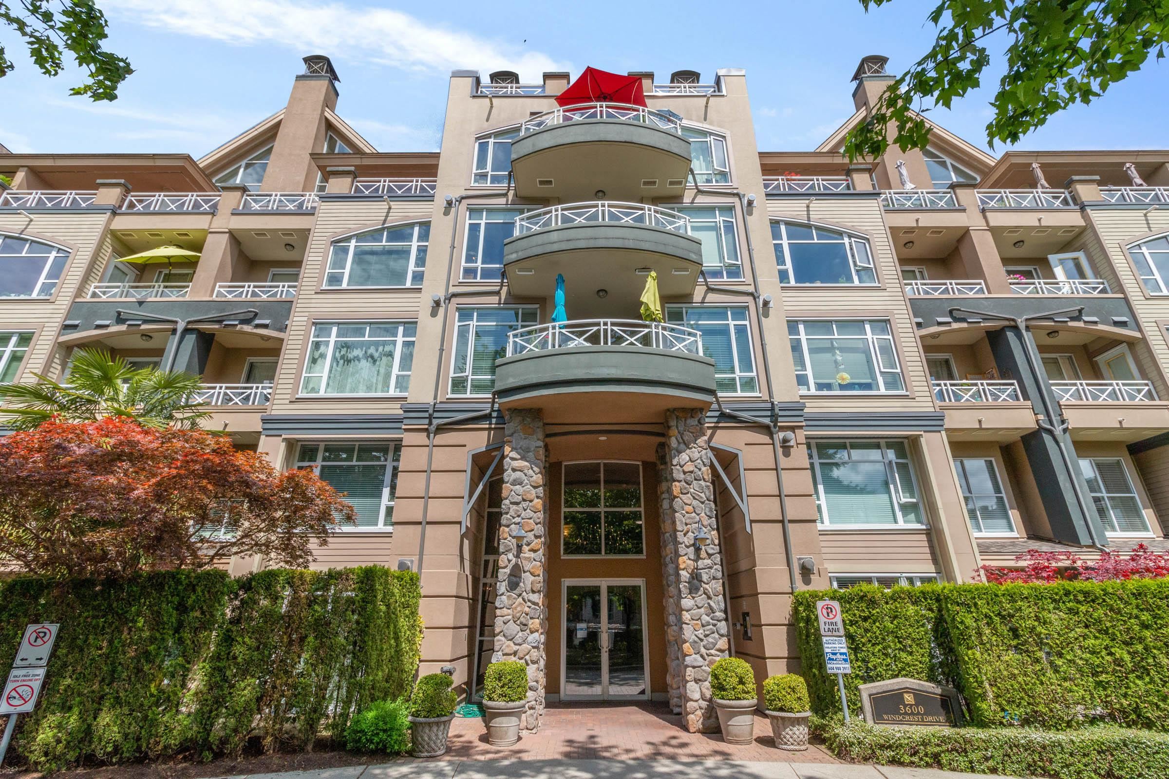 304 3600 WINDCREST DRIVE, R3057902, BC,