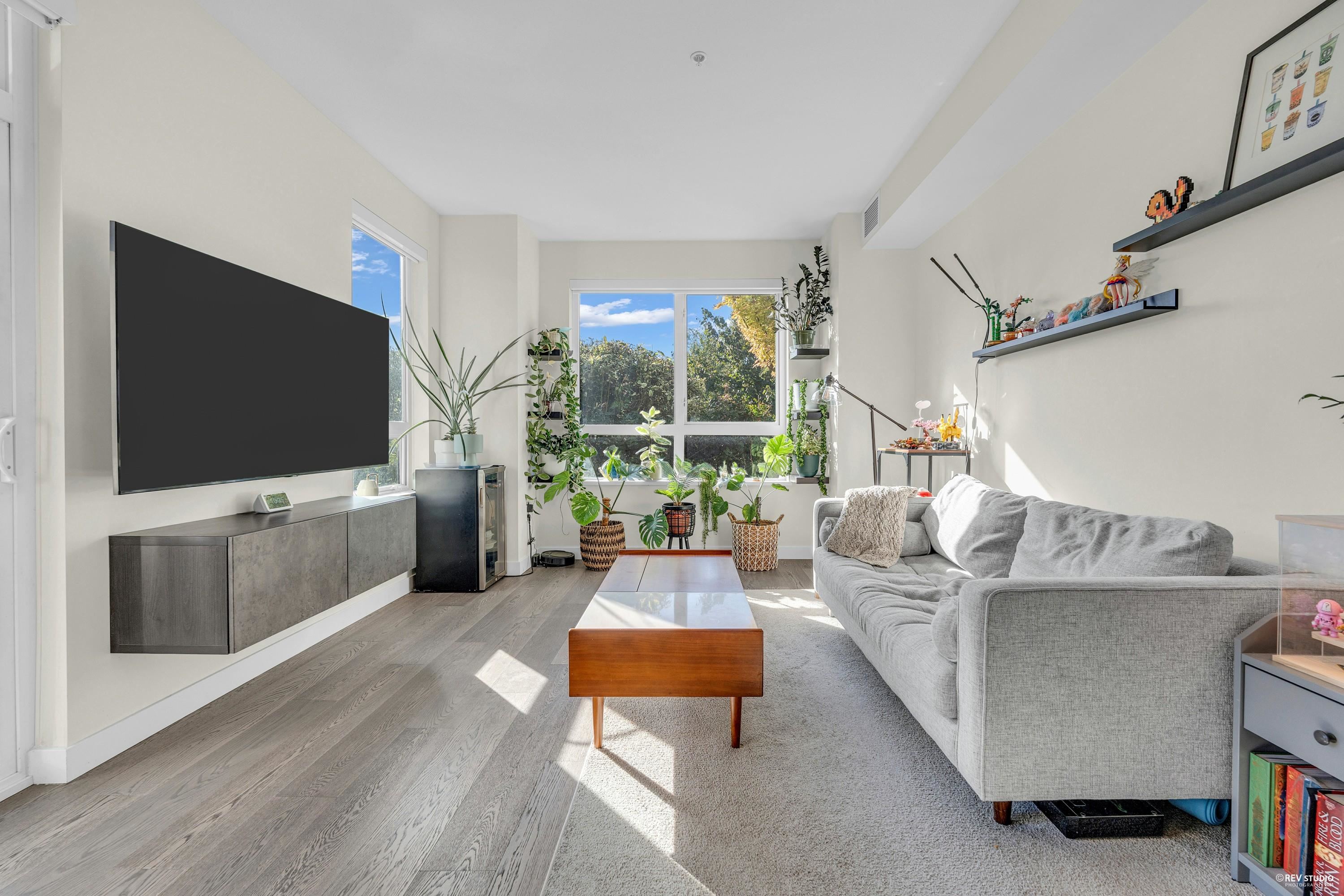 128 4033 MAY DRIVE, R3057912, BC,