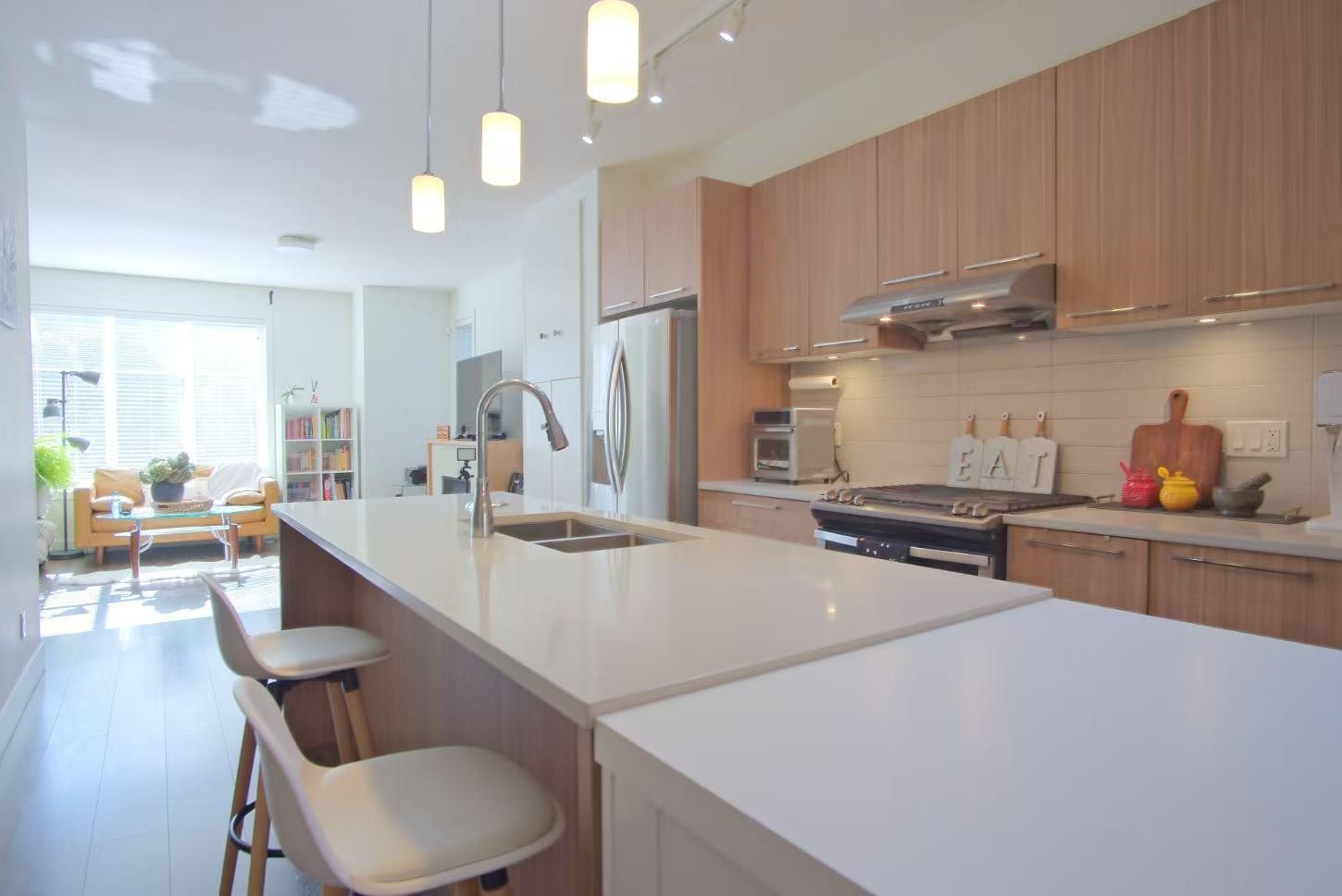 16 8217 204B STREET, R3057931, BC,