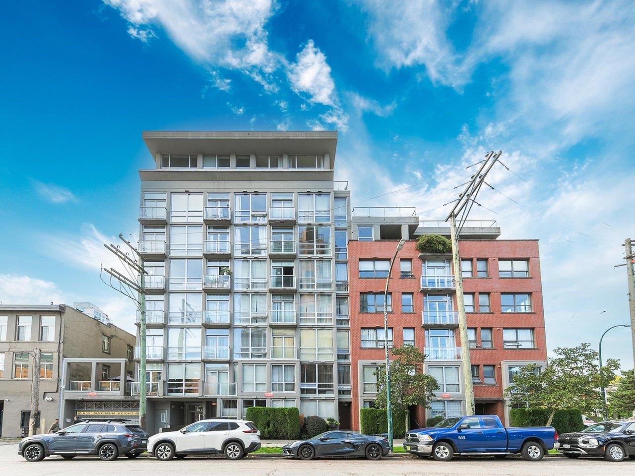 306 919 STATION STREET, R3057934, BC,