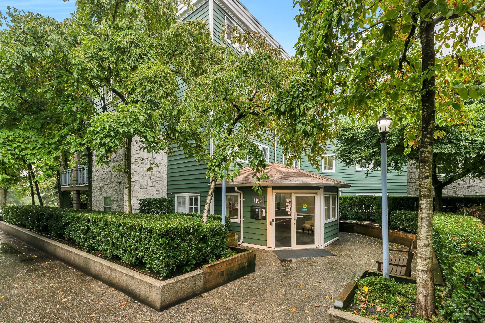 401 1199 WESTWOOD STREET, R3057985, BC,