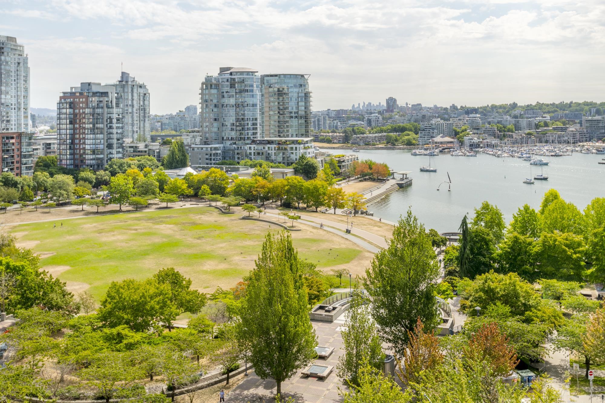 1207 1408 STRATHMORE MEWS, R3058192, BC,