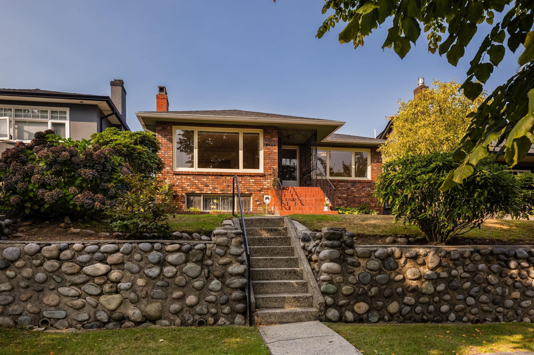 2869 VENABLES STREET, Vancouver BC V5K 2R7, R3058310, BC,