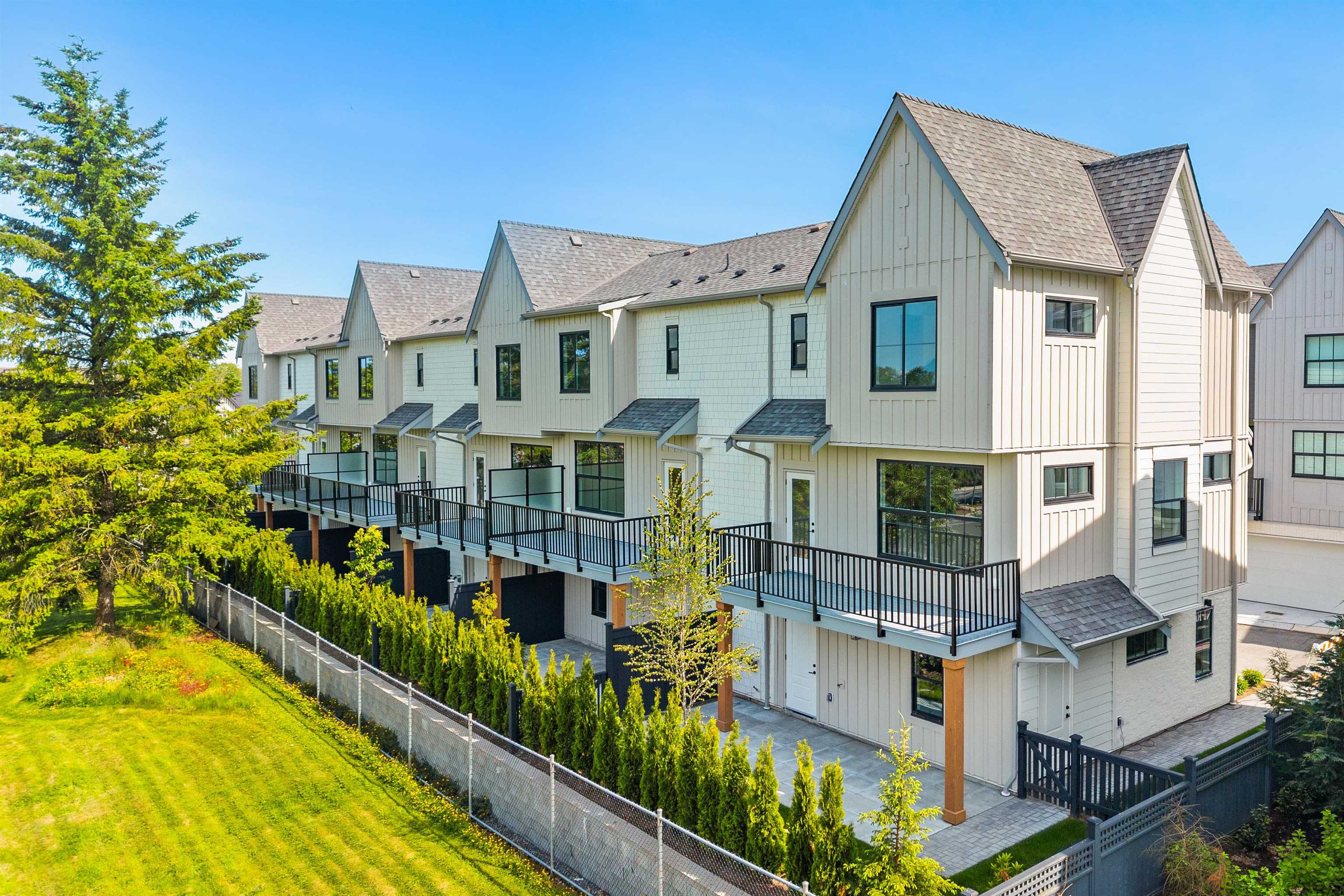 32 20329 80 AVENUE, R3058341, BC,
