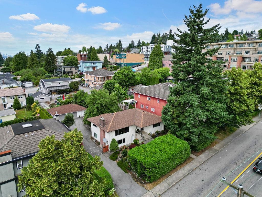 535 HOLDOM AVENUE, Burnaby BC V5B 3V3, R3058409, BC,