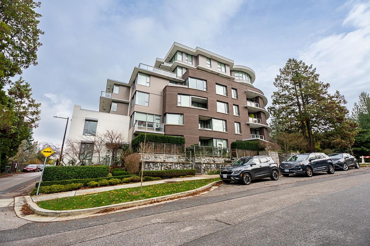 301 505 30TH AVENUE, R3058711, BC,