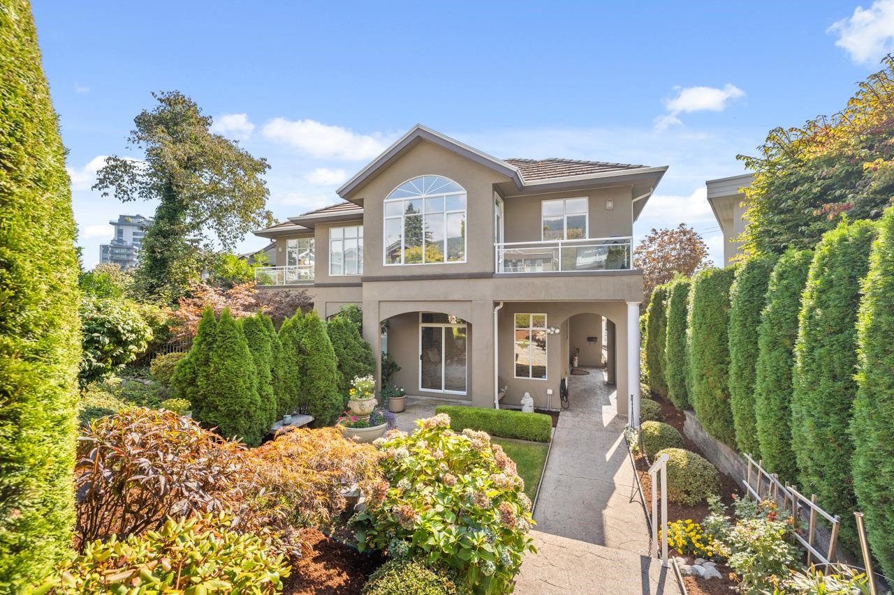 2362 MARINE DRIVE, West Vancouver BC V7V 1K8, R3058811, BC,