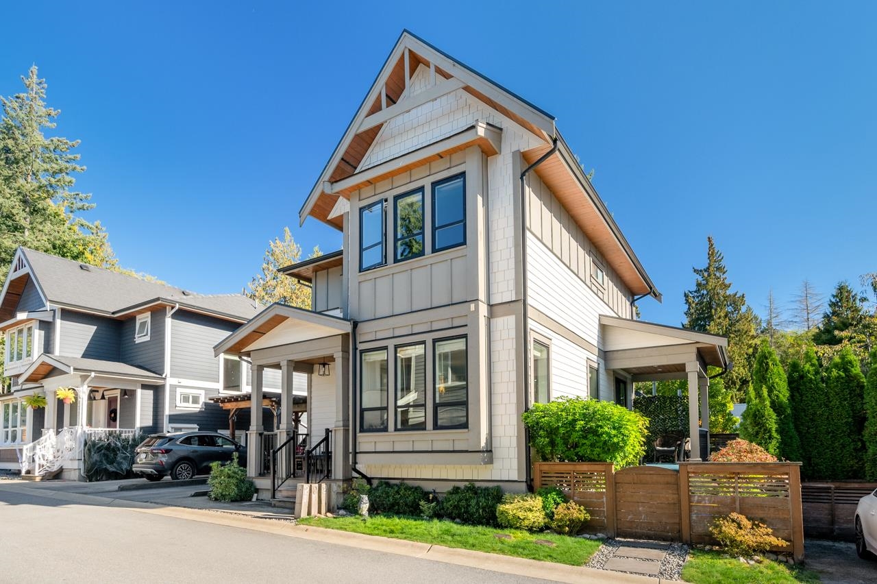2020 CARSON COURT, North Vancouver BC V7M 0E1, R3058988, BC,
