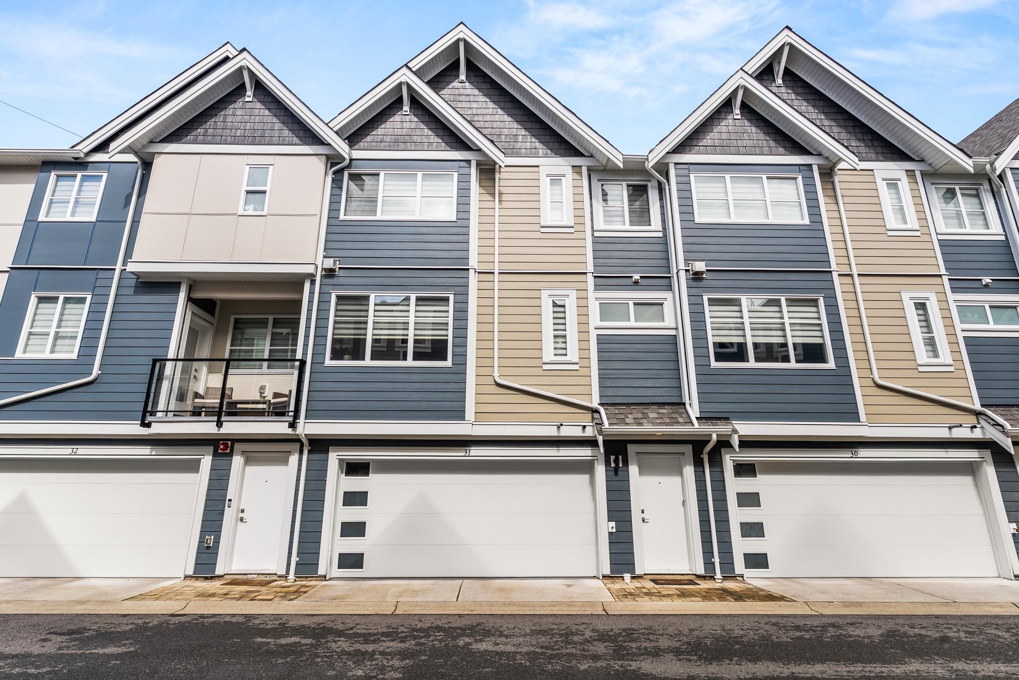 31 5377 8A AVENUE, R3059213, BC,