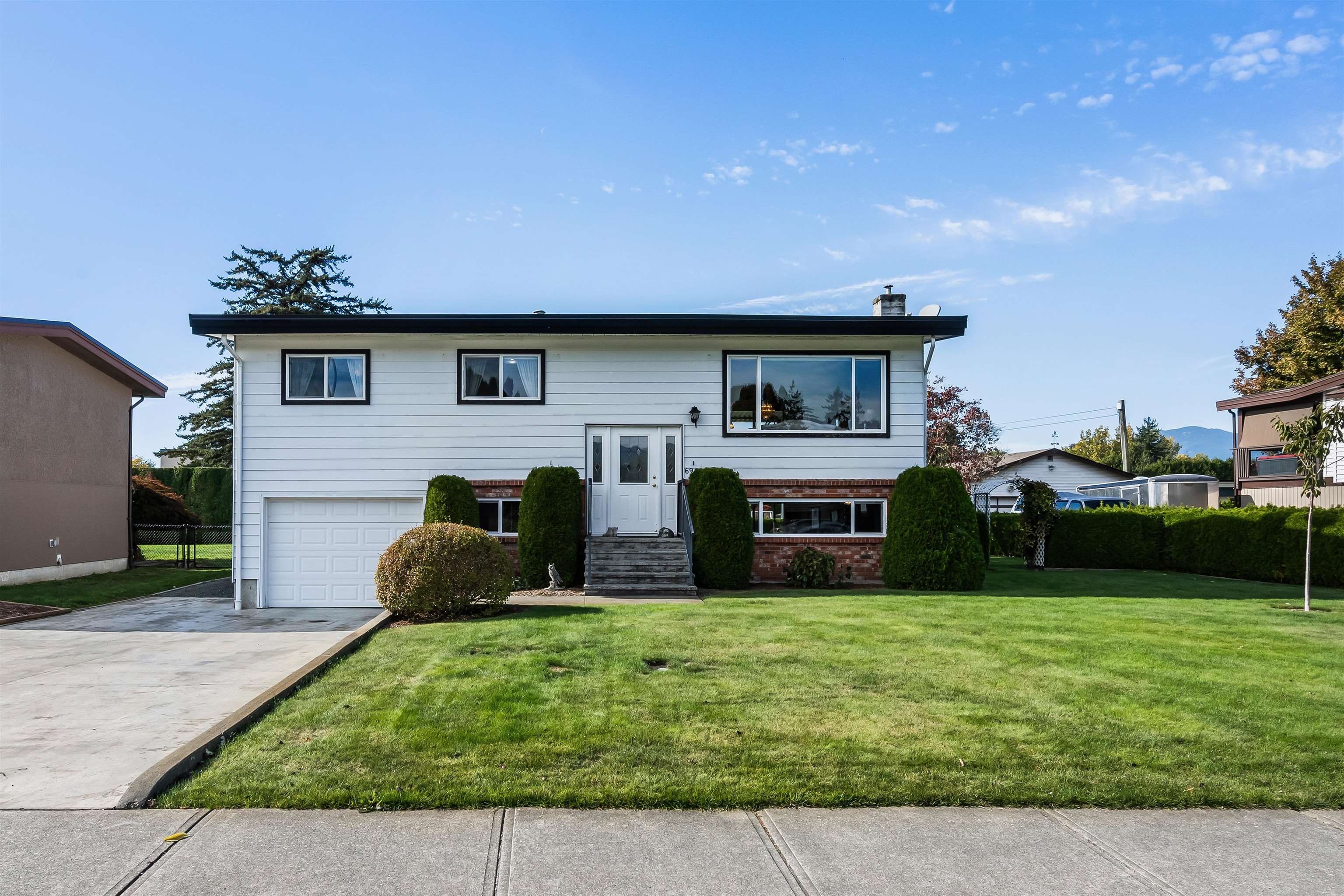 6961 SHEFFIELD WAY, Chilliwack BC V2R 3T2, R3059222, BC,