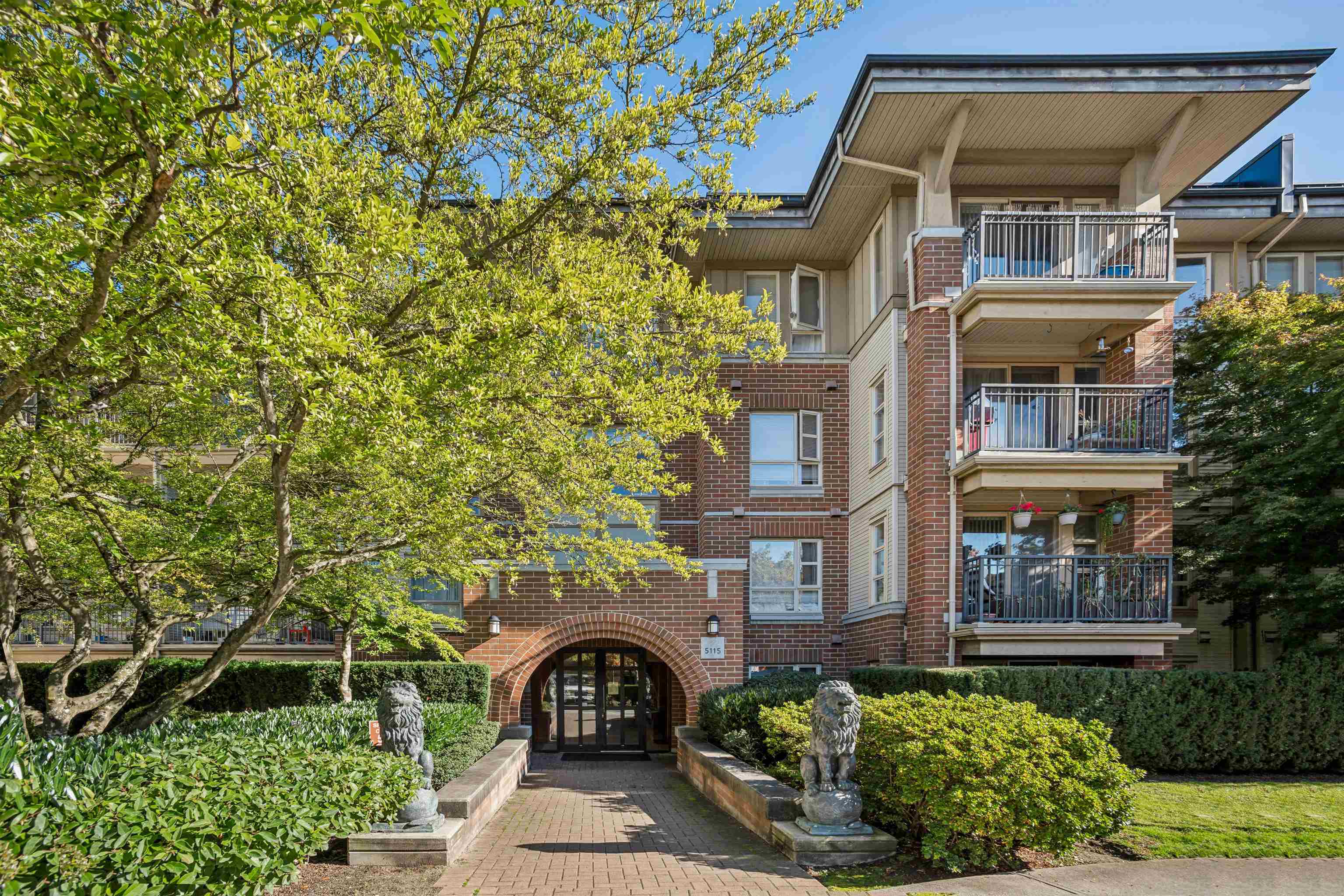 1215 5115 GARDEN CITY ROAD, R3059429, BC,