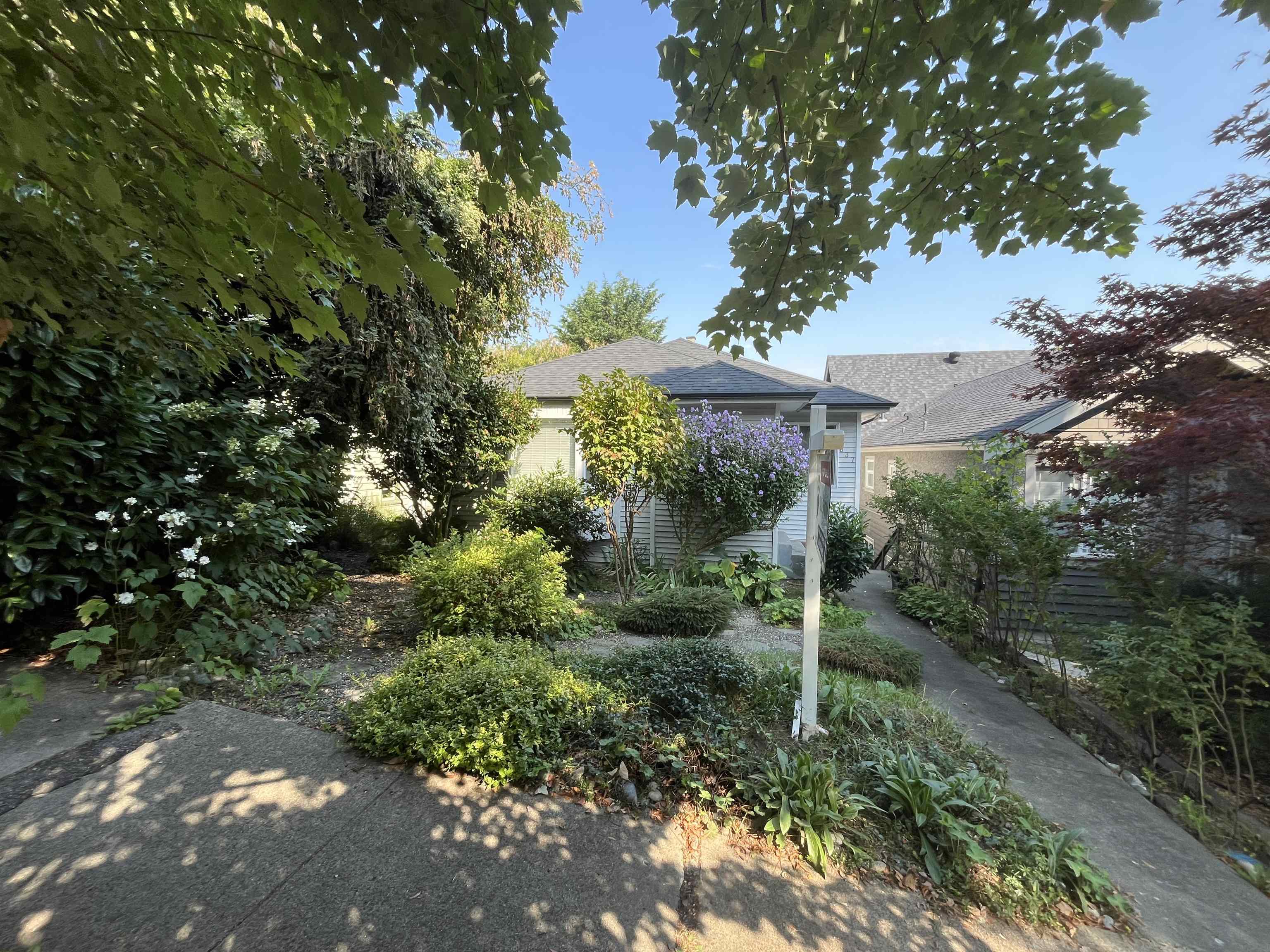637 W 24TH AVENUE, Vancouver BC V5Z 2B7, R3059586, BC,