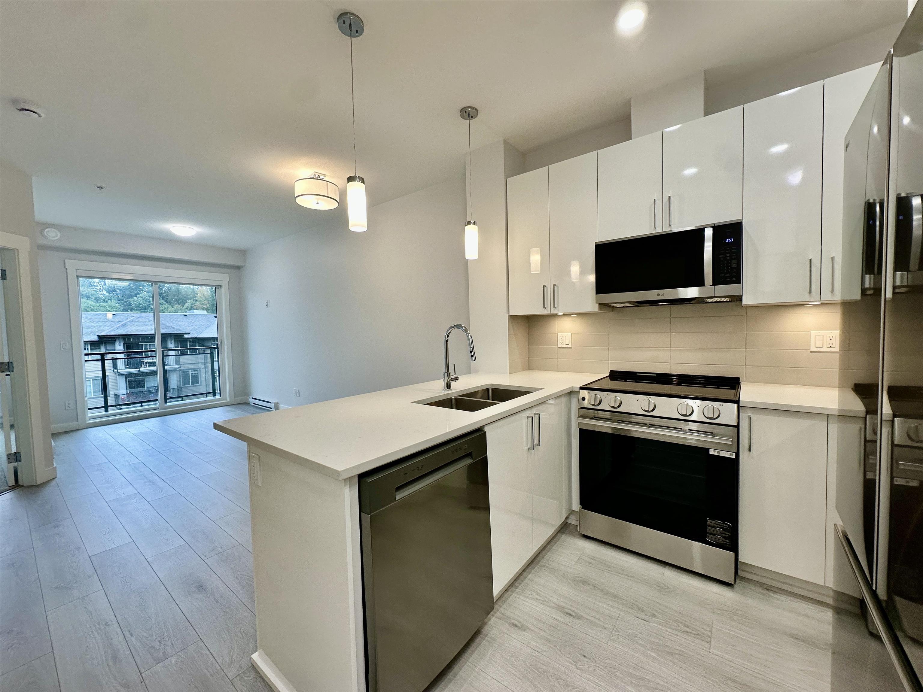 609 33886 PINE STREET, R3059709, BC,