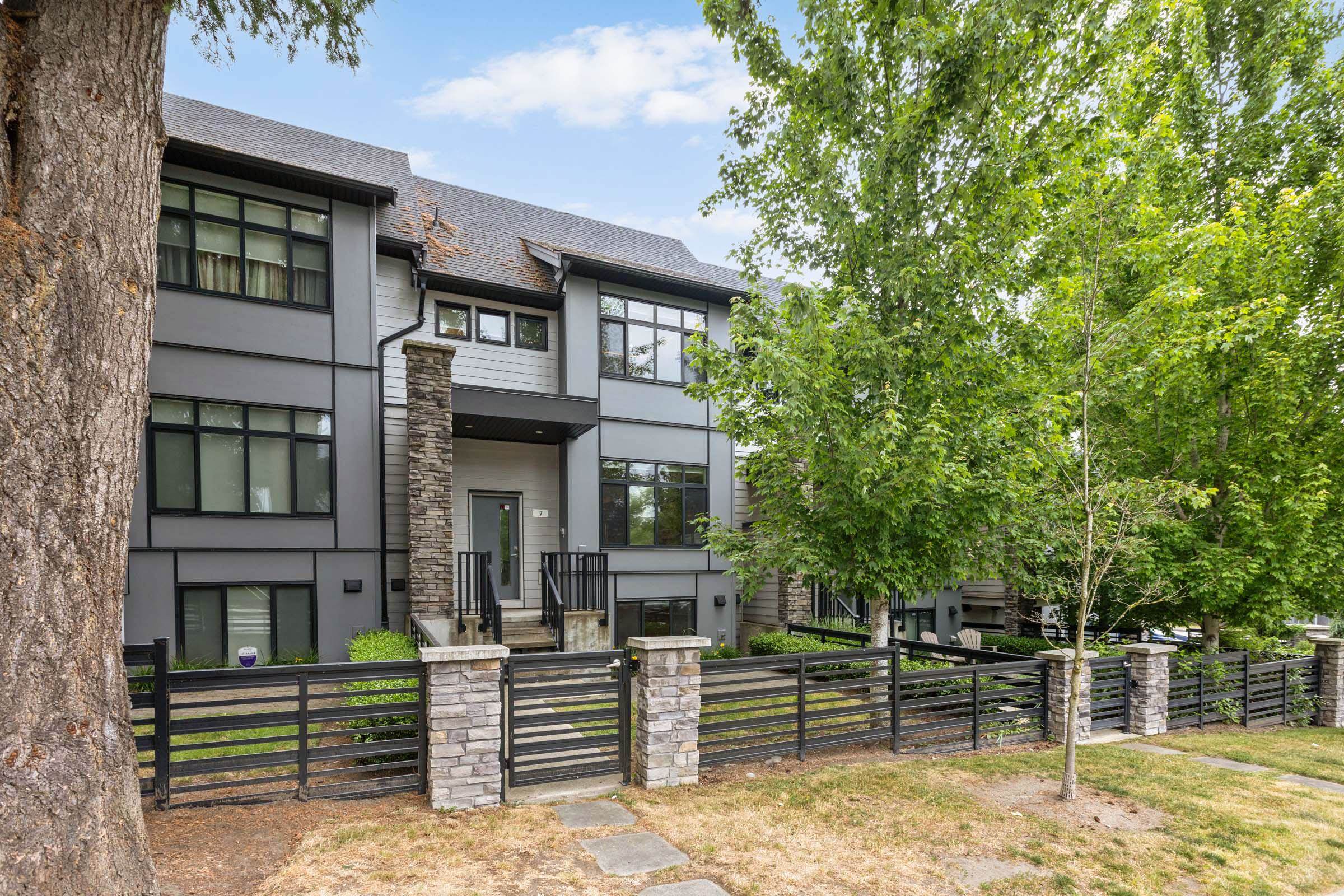 7 15177 60 AVENUE, R3059741, BC,