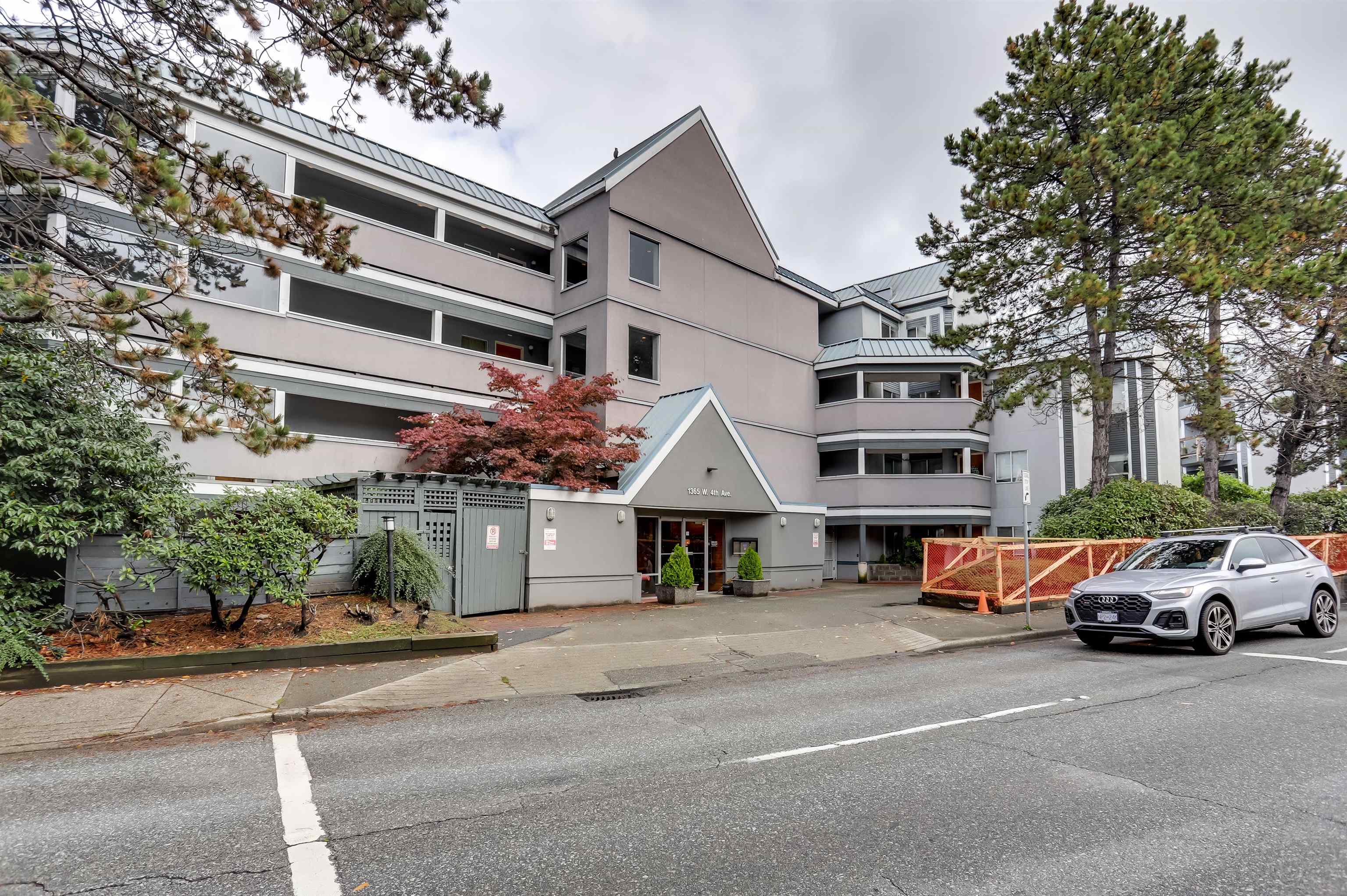 305 1365 4TH AVENUE, R3059870, BC,