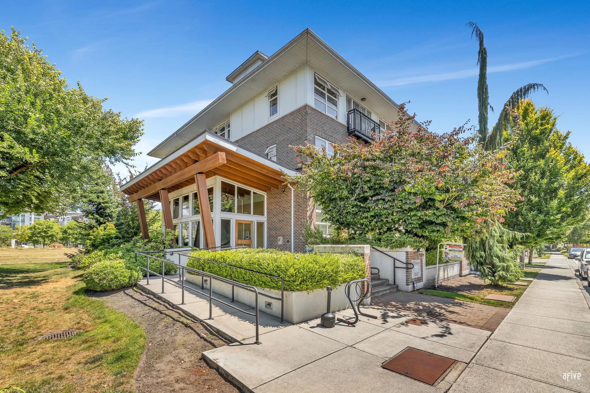 206 215 BROOKES STREET, R3059885, BC,