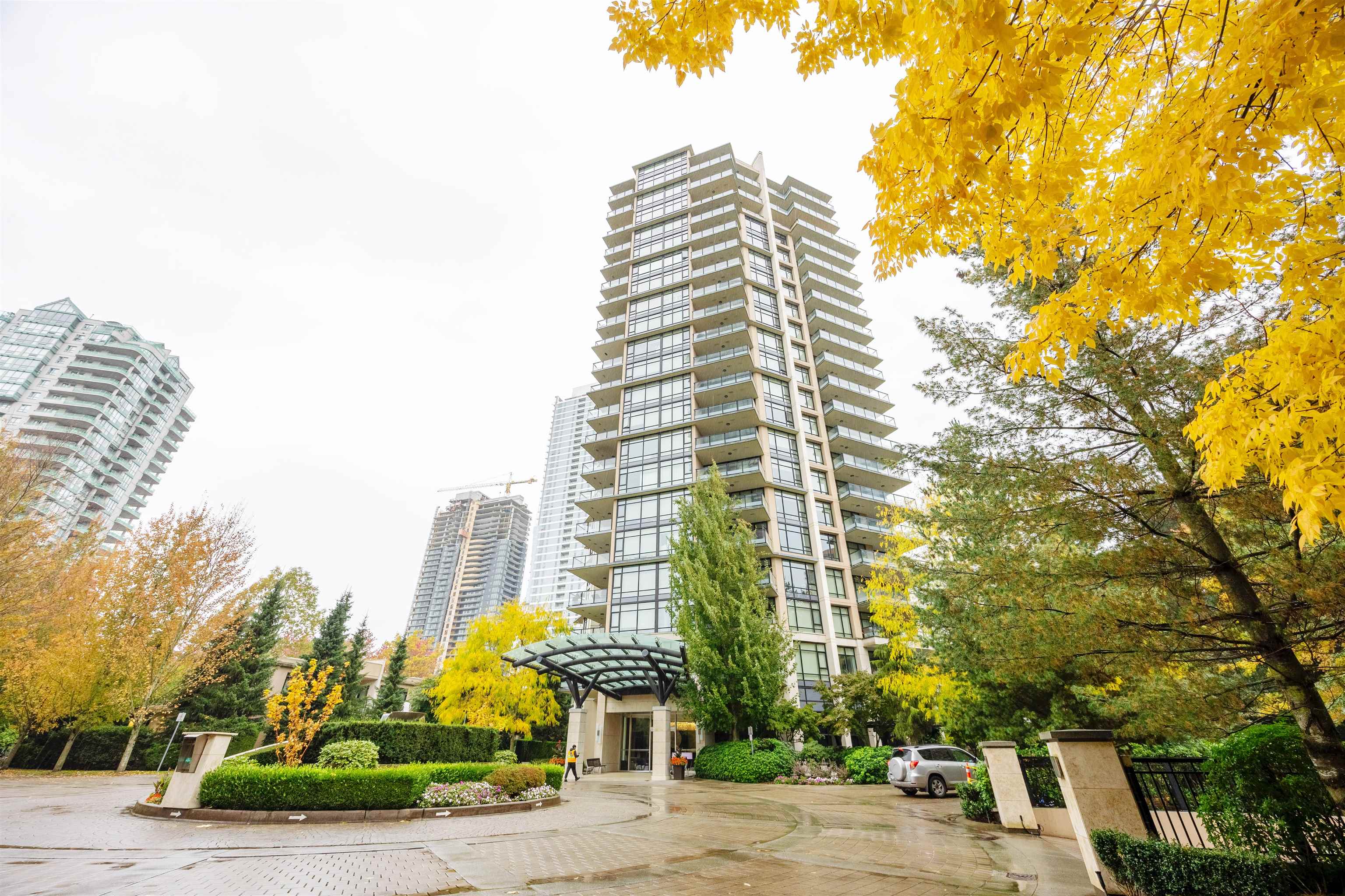 205 6168 WILSON AVENUE, R3060071, BC,