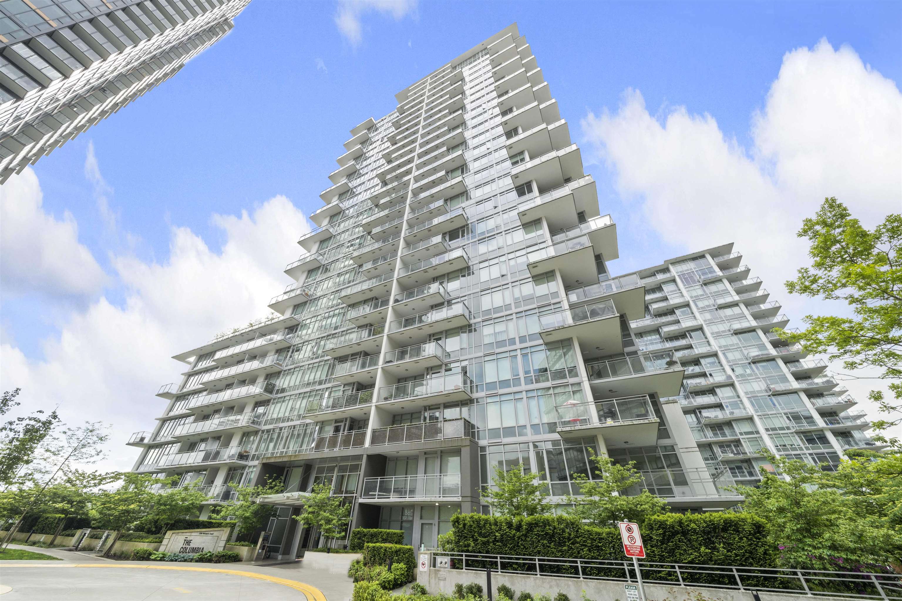 713 258 NELSON'S COURT, R3060139, BC,