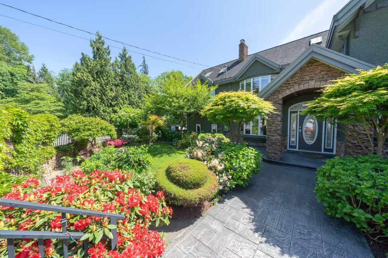 720 SHAW AVENUE, Coquitlam BC V3K 2R6, R3060225, BC,