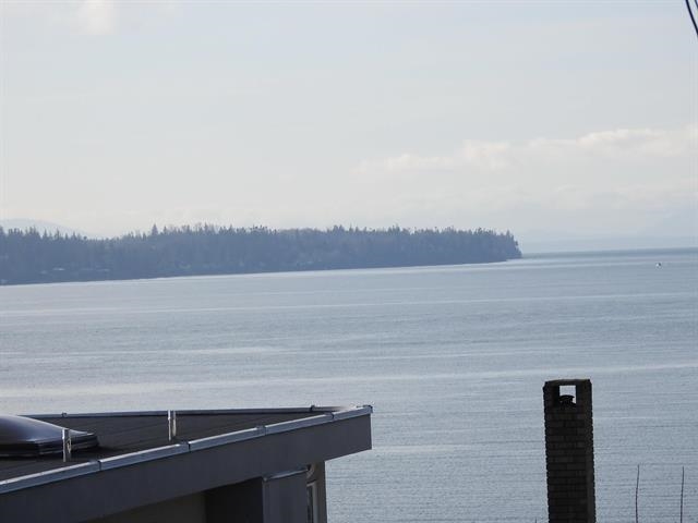 15519 COLUMBIA AVENUE, White Rock BC V4B 1K5, R3060242, BC,