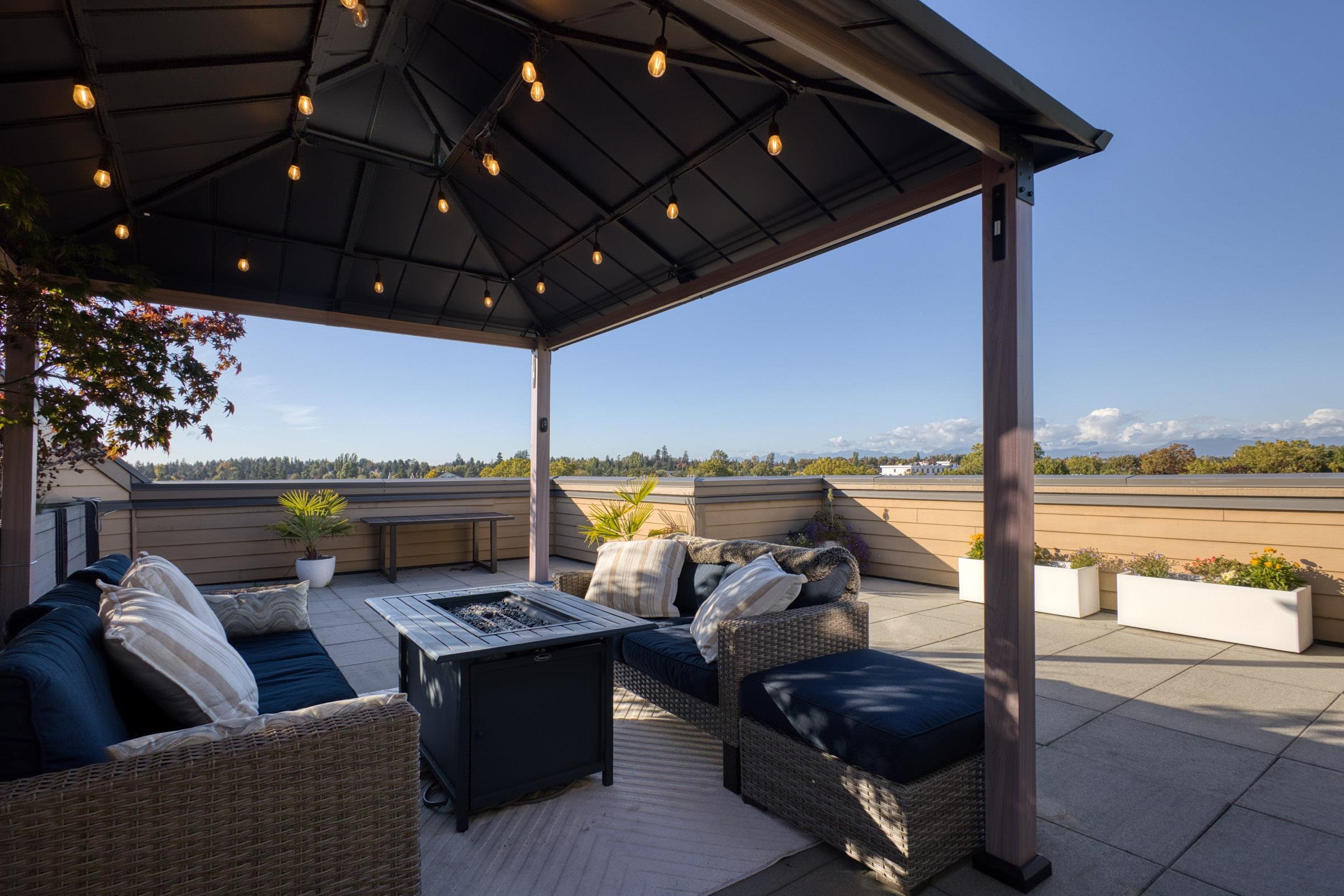 406 5811 177B STREET, R3060293, BC,