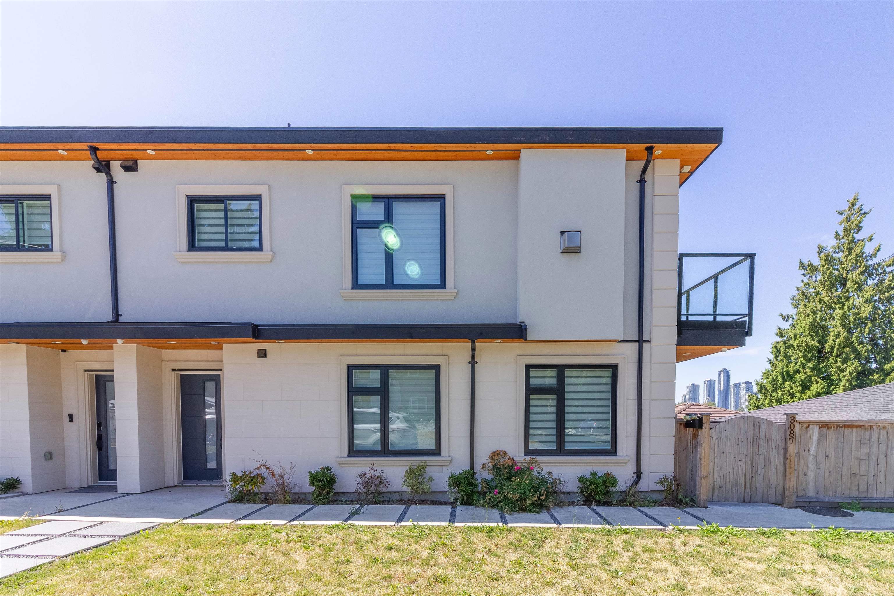 3087 ROYAL OAK AVENUE, Burnaby BC V5G 4H5, R3060300, BC,