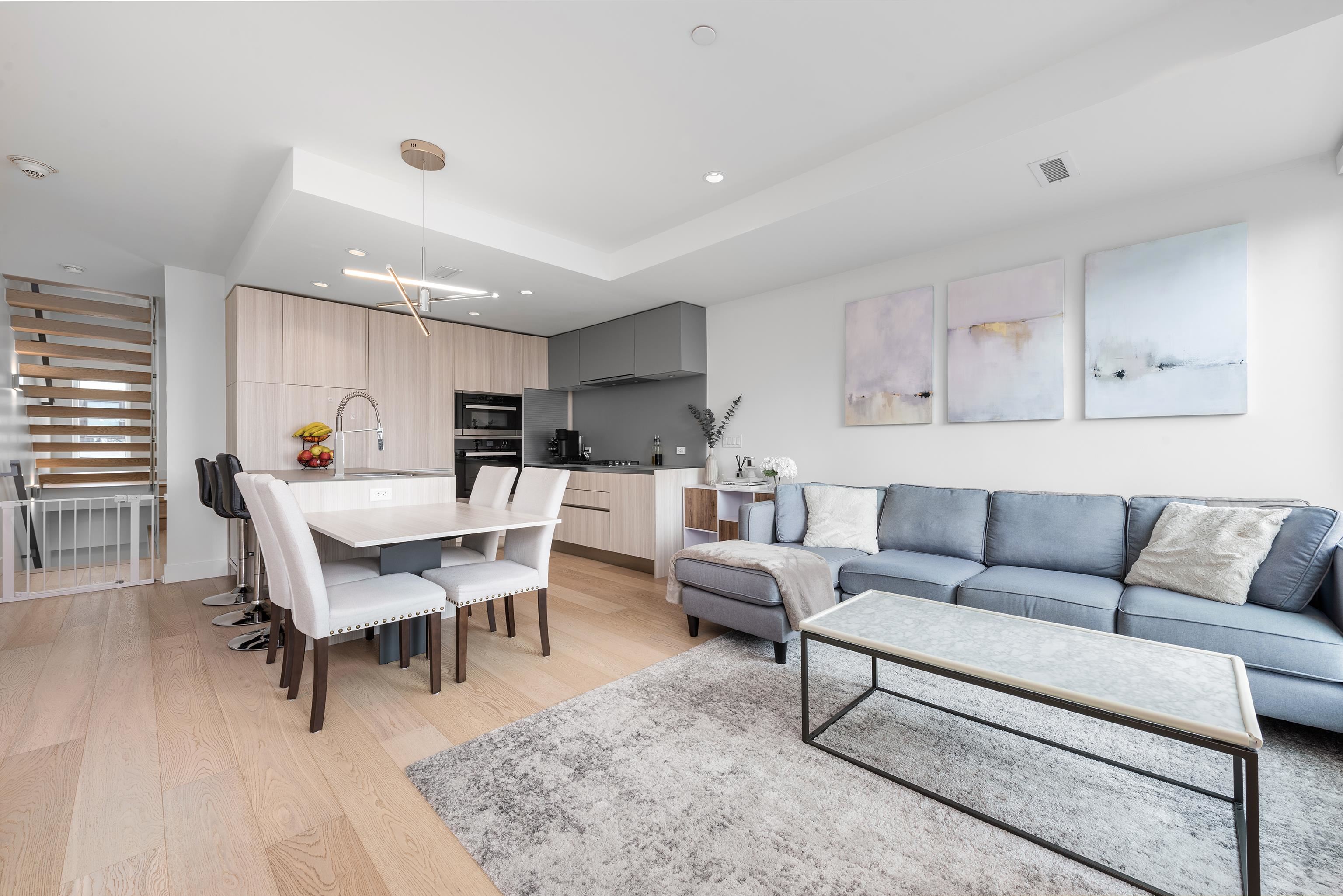 138 W WOODSTOCK AVENUE, Vancouver BC V5Y 0N1, R3060338, BC,