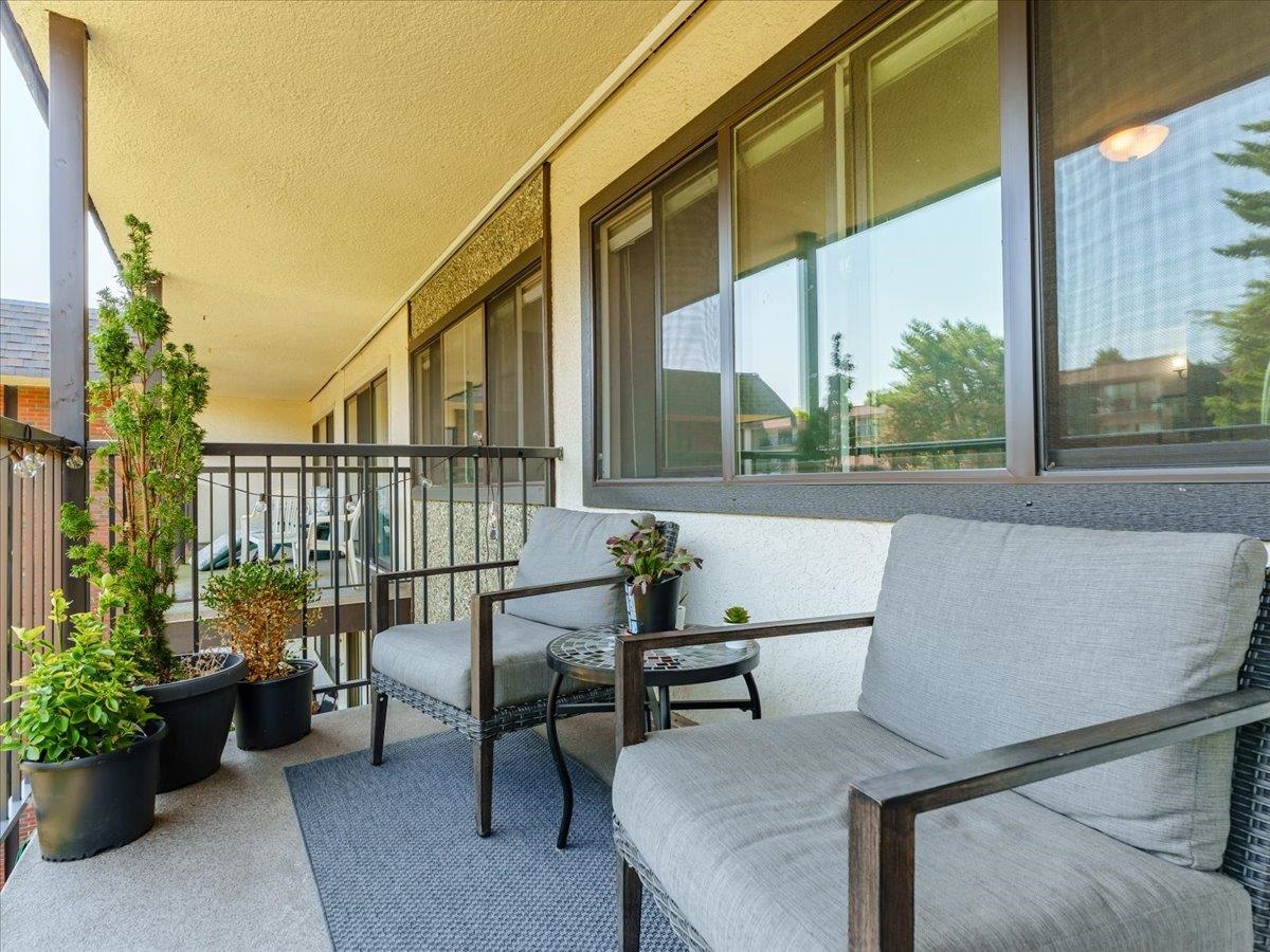 301 155 5TH STREET, R3060418, BC,