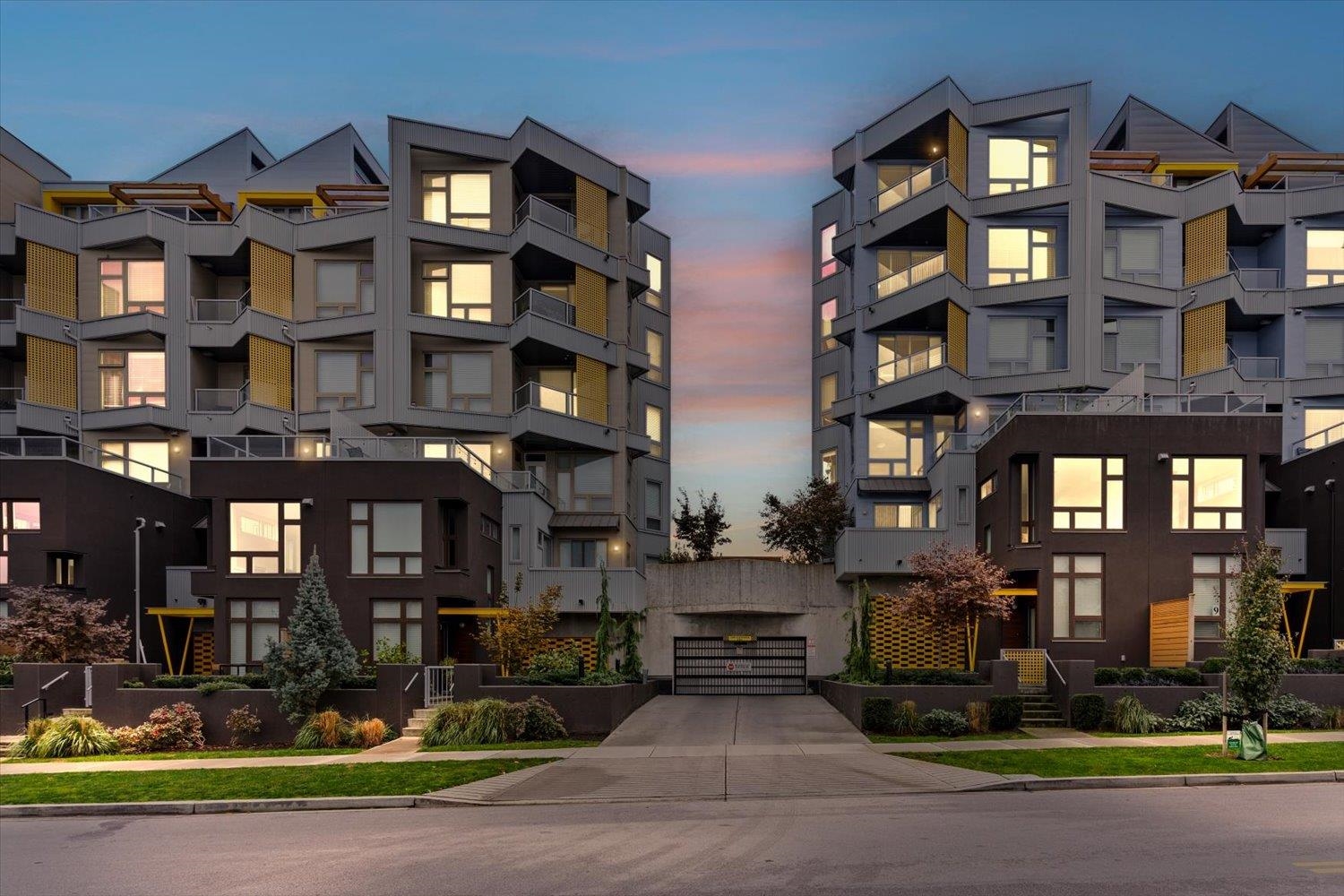401 32838 LANDEAU PLACE, R3060421, BC,