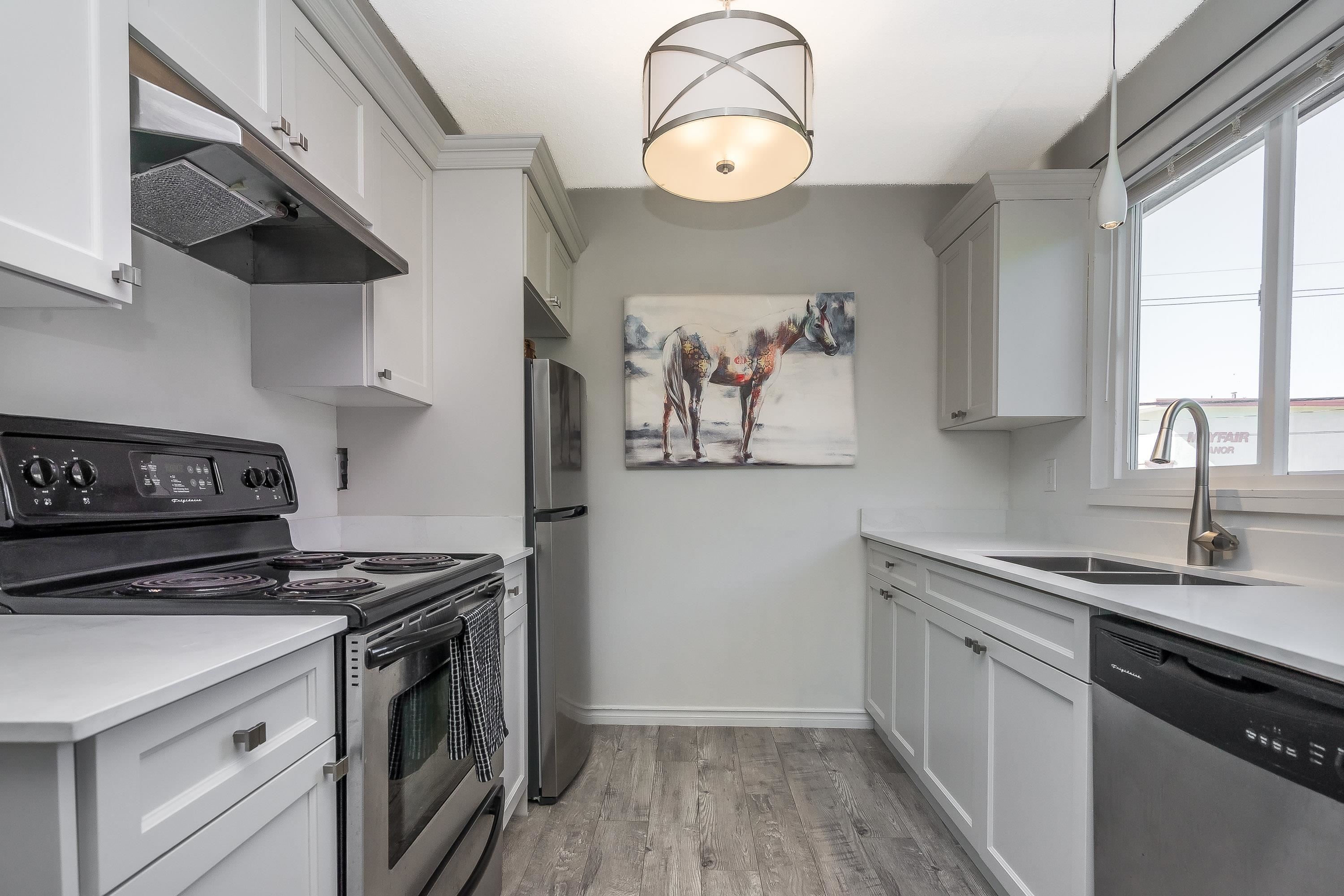 1 33900 MAYFAIR AVENUE, R3060435, BC,