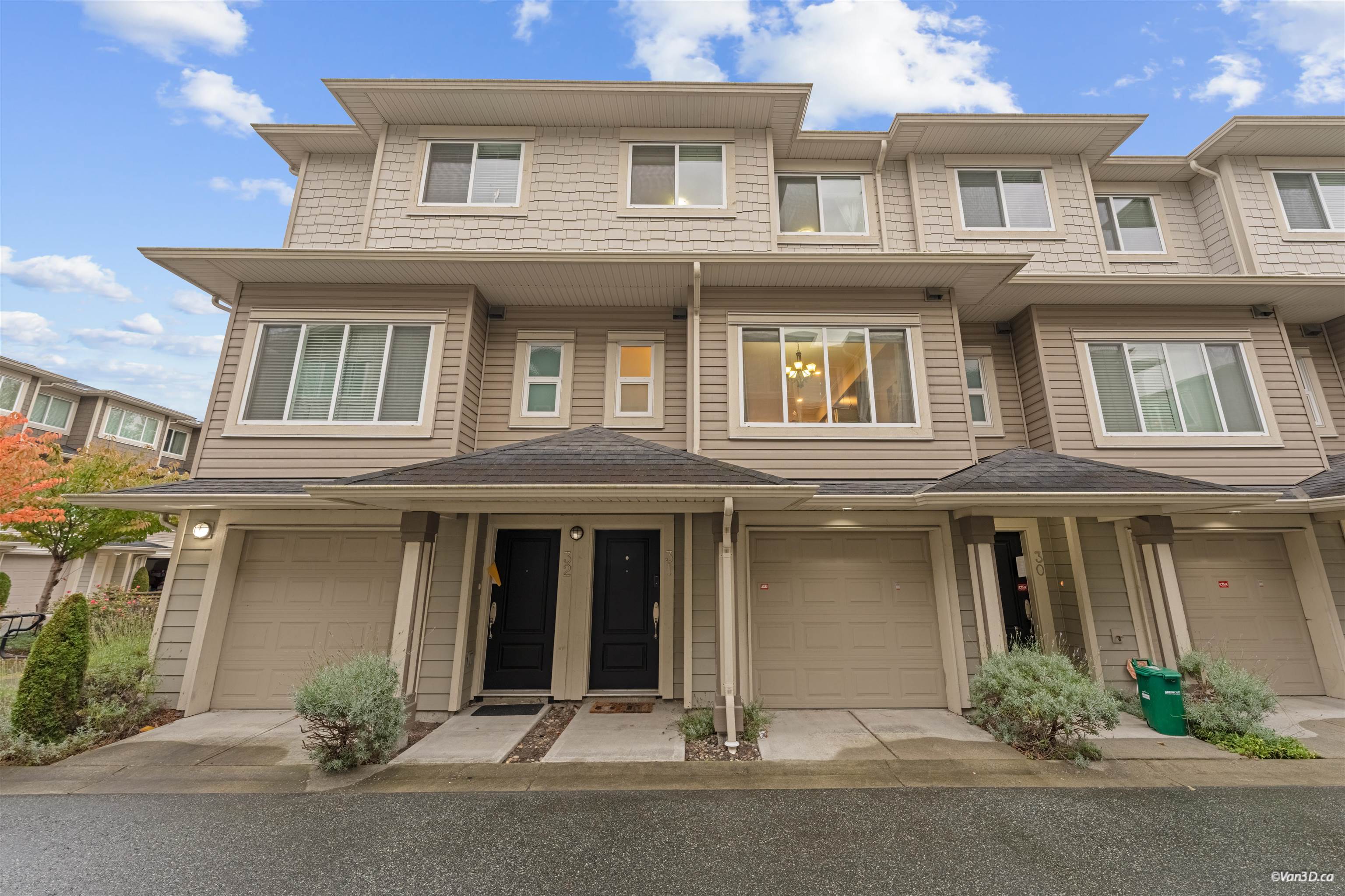 31 7051 ASH STREET, R3060504, BC,