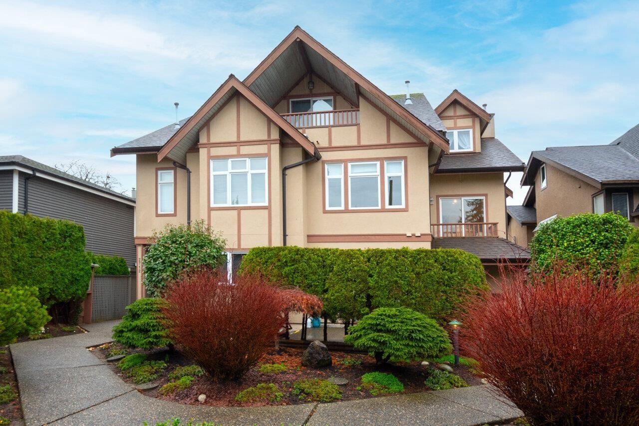 2718 W 3RD AVENUE, Vancouver BC V6K 1M5, R3060547, BC,
