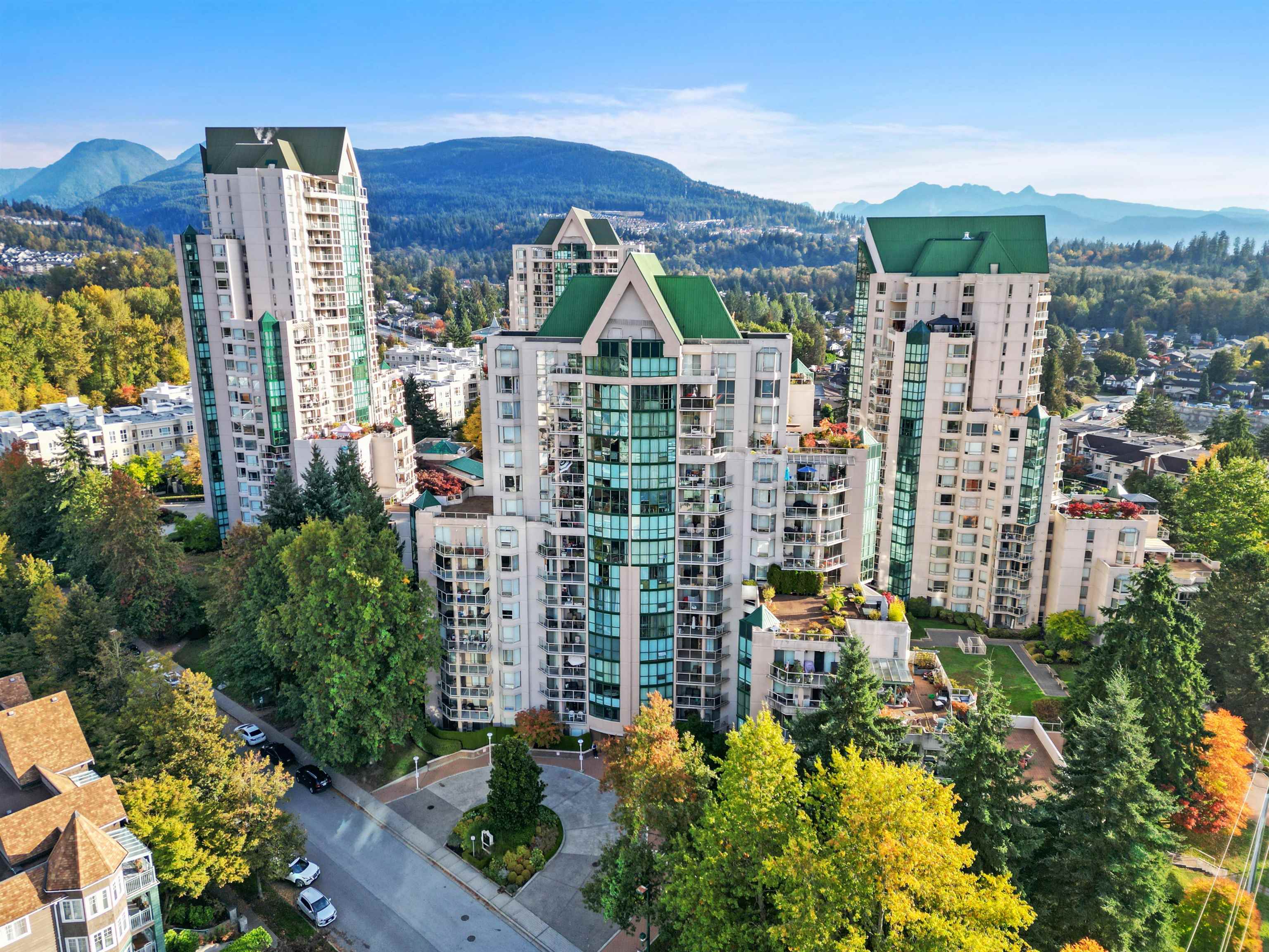 1405 1189 EASTWOOD STREET, R3060560, BC,