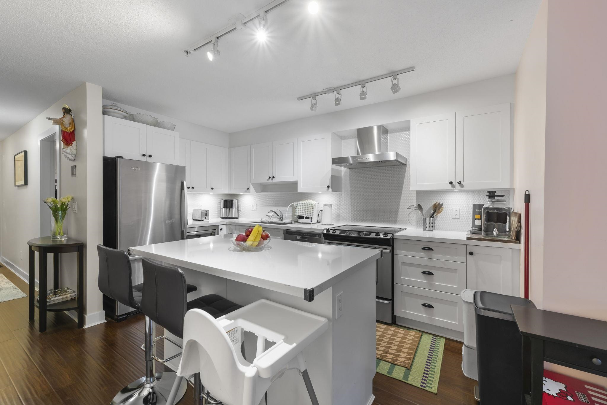 211 500 ROYAL AVENUE, R3060586, BC,