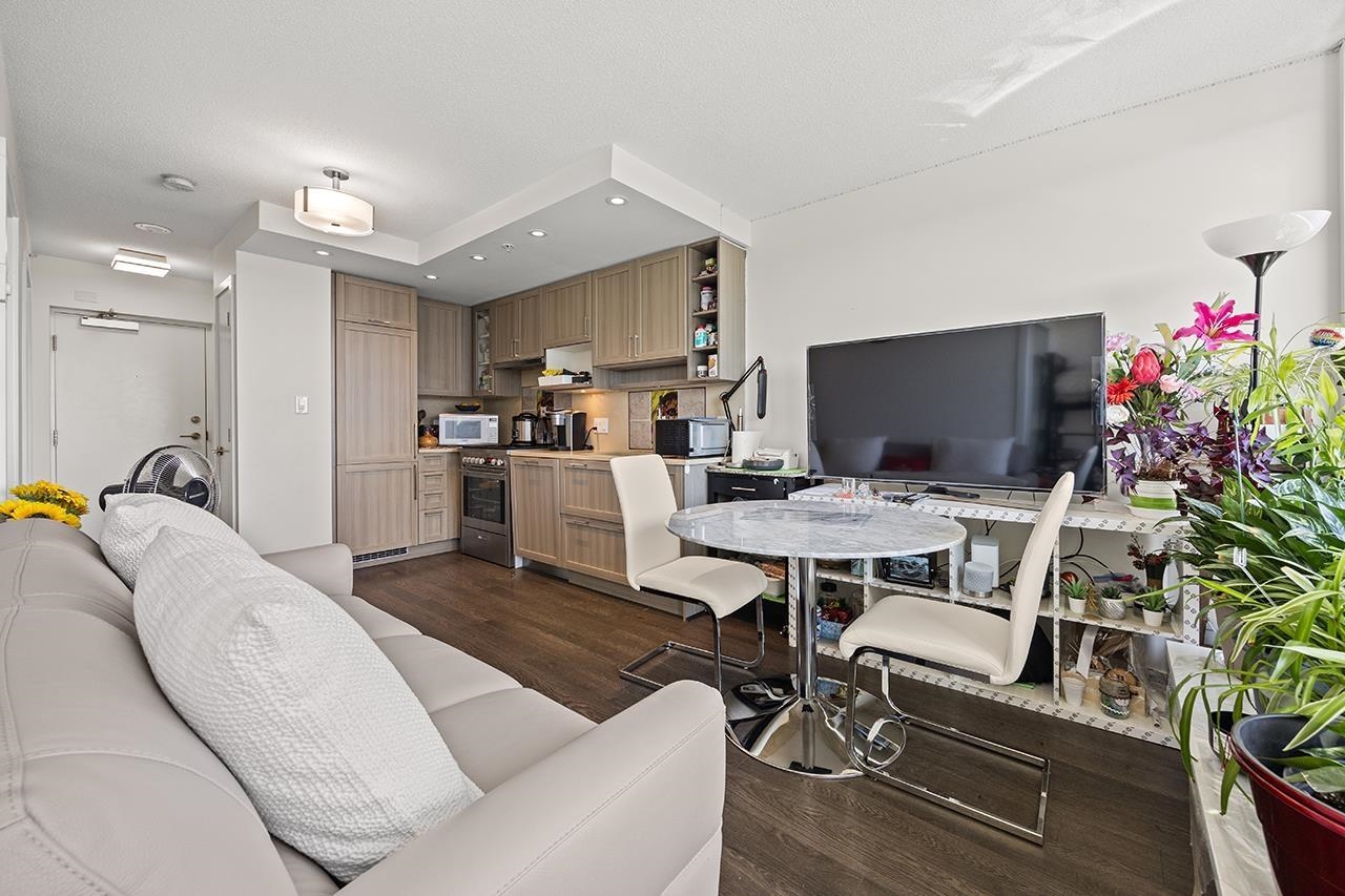 2606 5665 BOUNDARY ROAD, R3060620, BC,