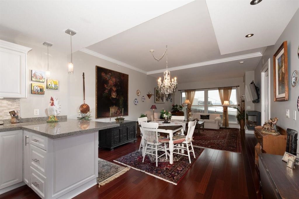 21 1180 25TH STREET, R3060628, BC,