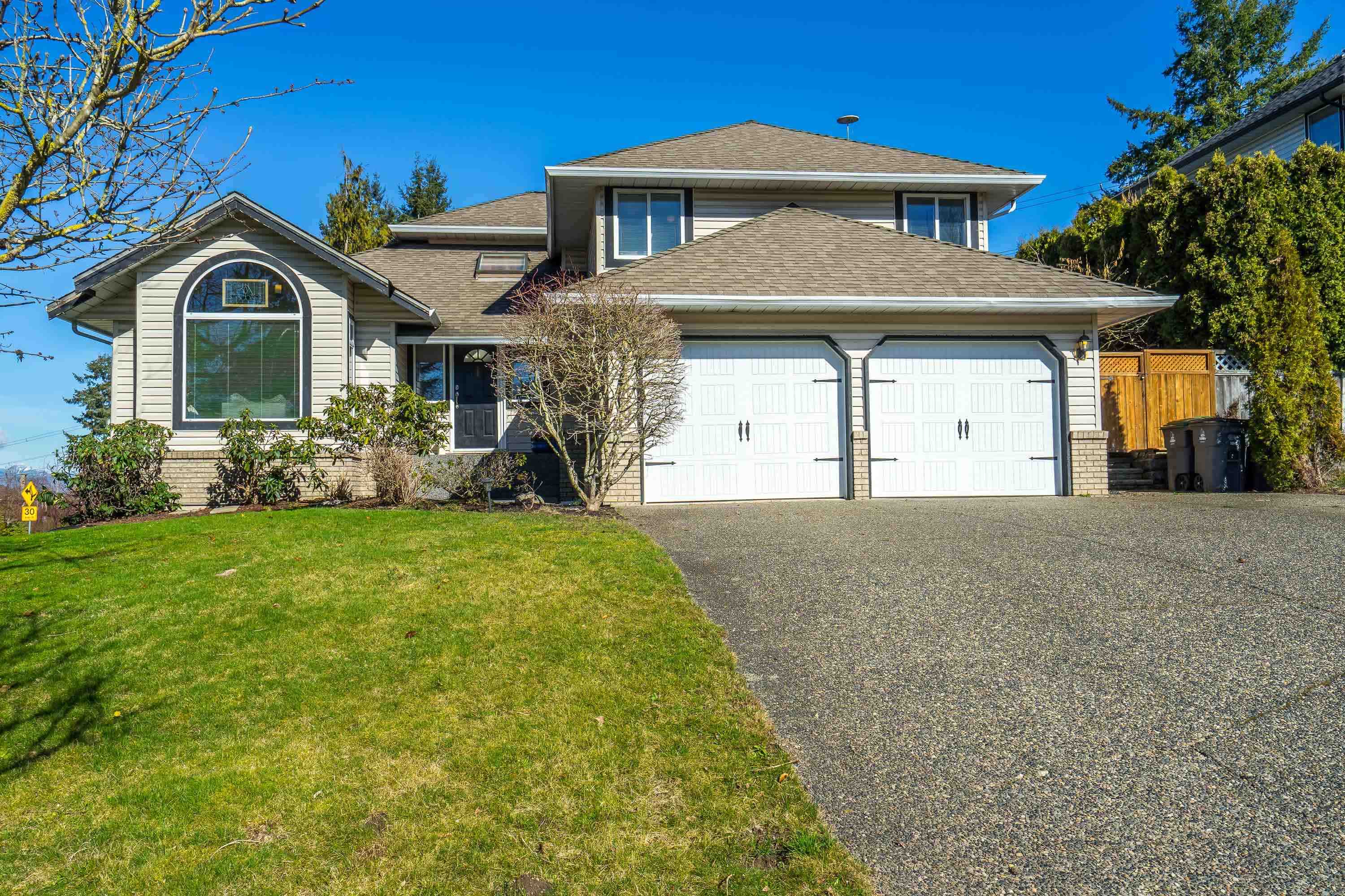 18007 64A AVENUE, Surrey BC V3S 7K1, R3060669, BC,