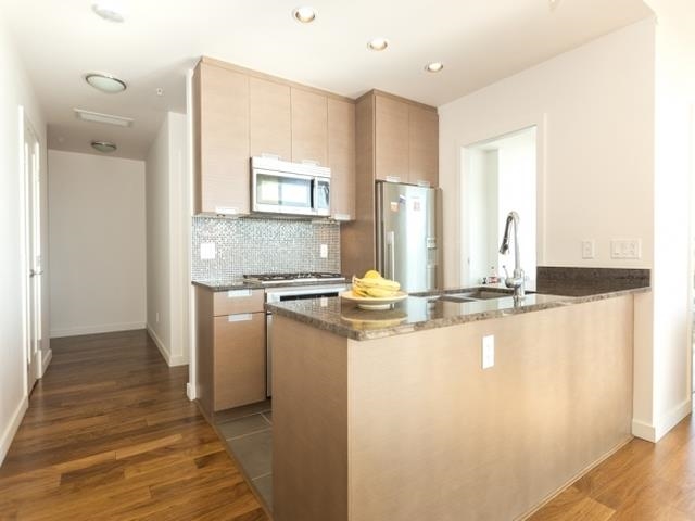 902 2507 MAPLE STREET, R3060715, BC,
