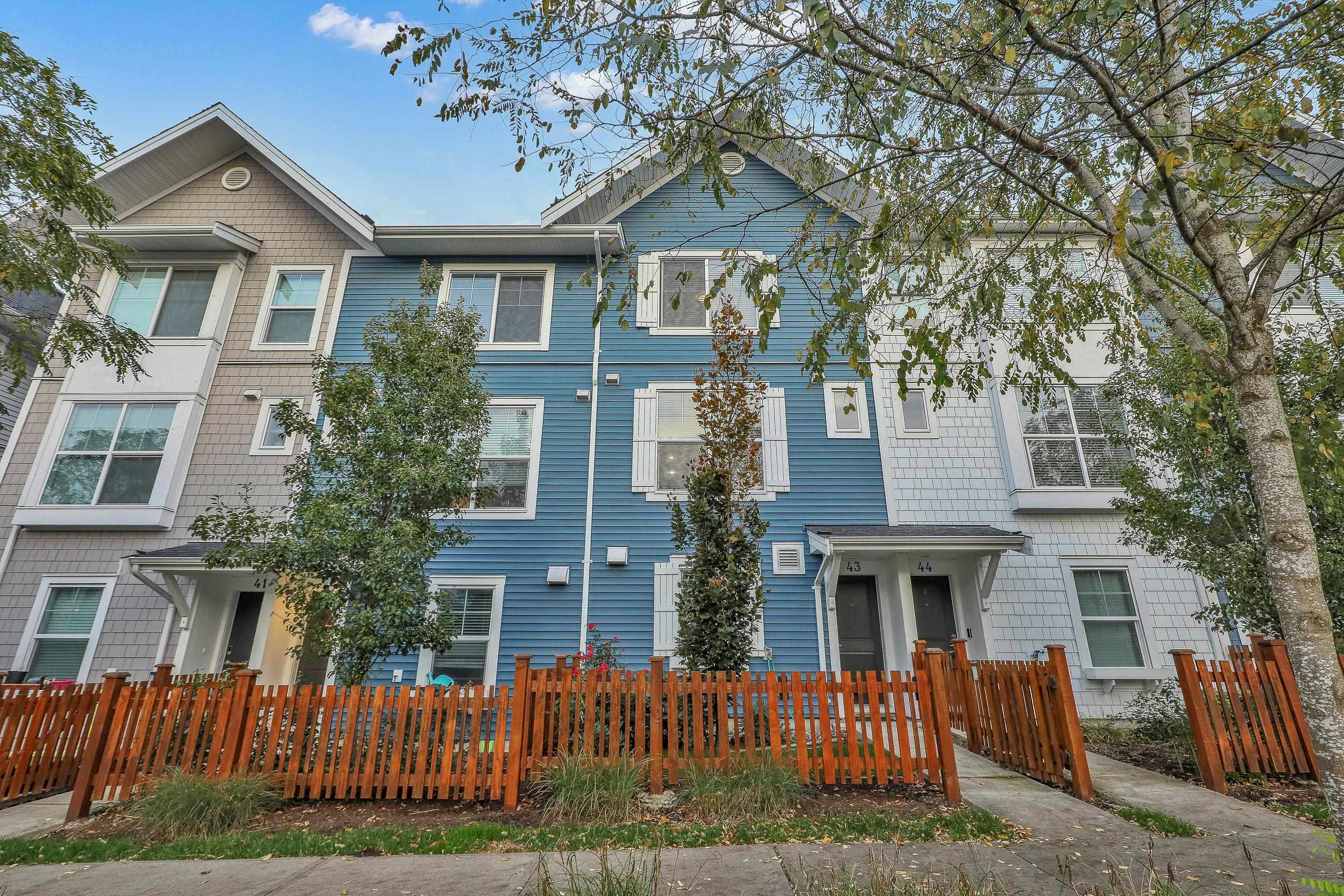43 20451 84 AVENUE, R3060822, BC,