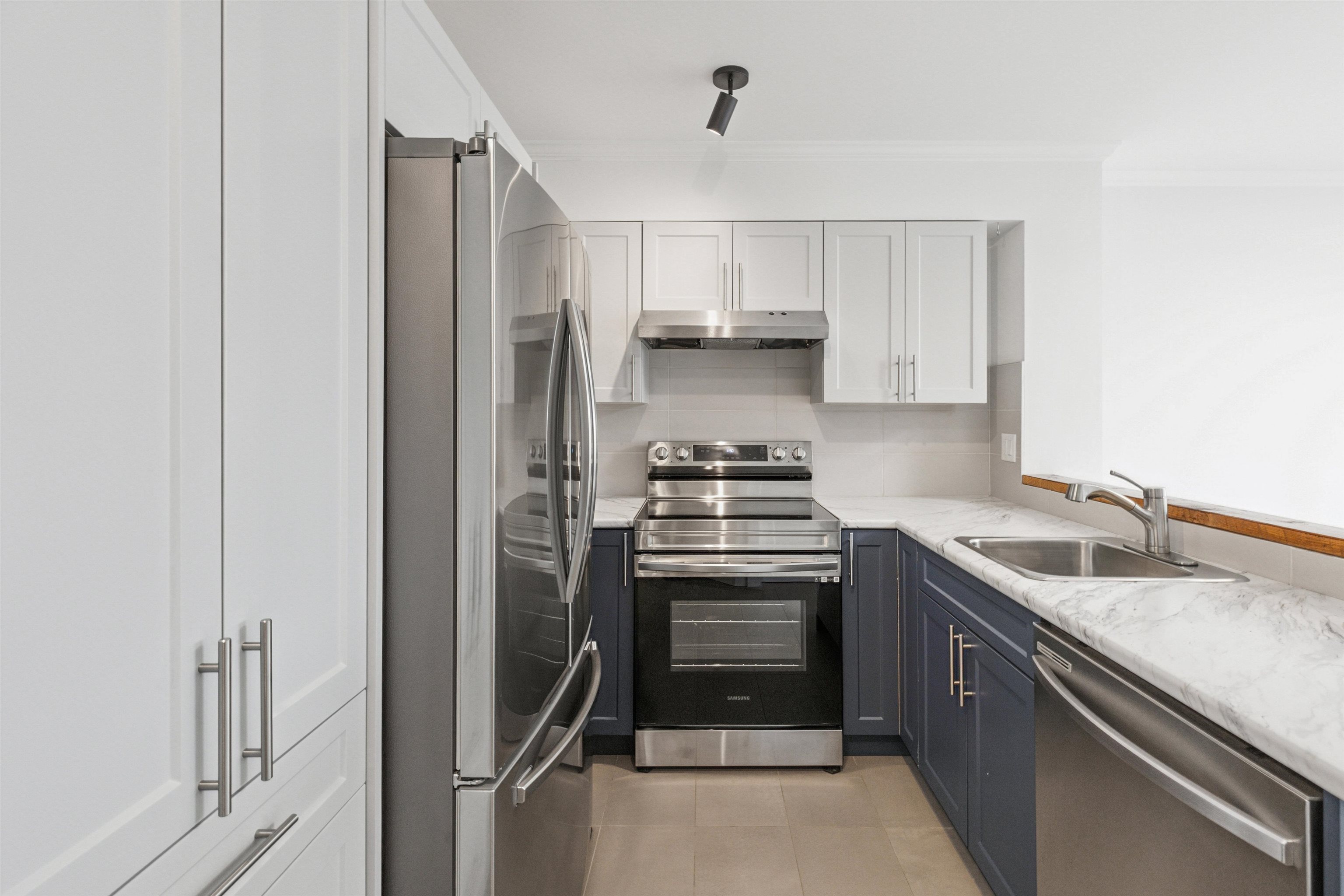 PH5 1503 66TH AVENUE, R3060864, BC,