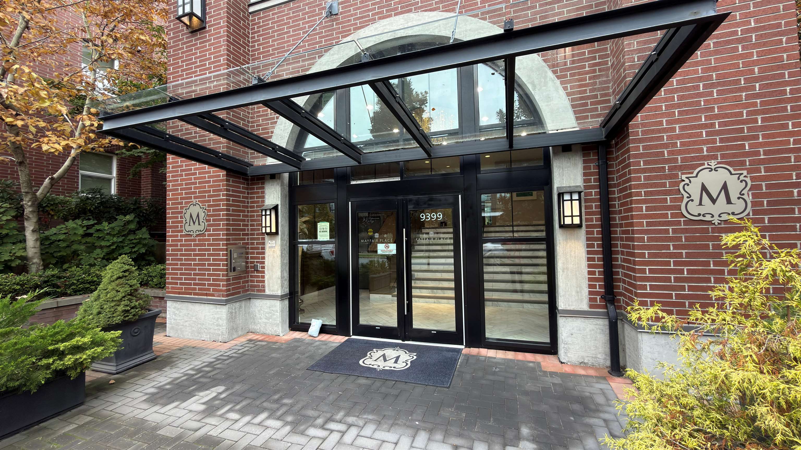 420 9399 ODLIN ROAD, R3060919, BC,