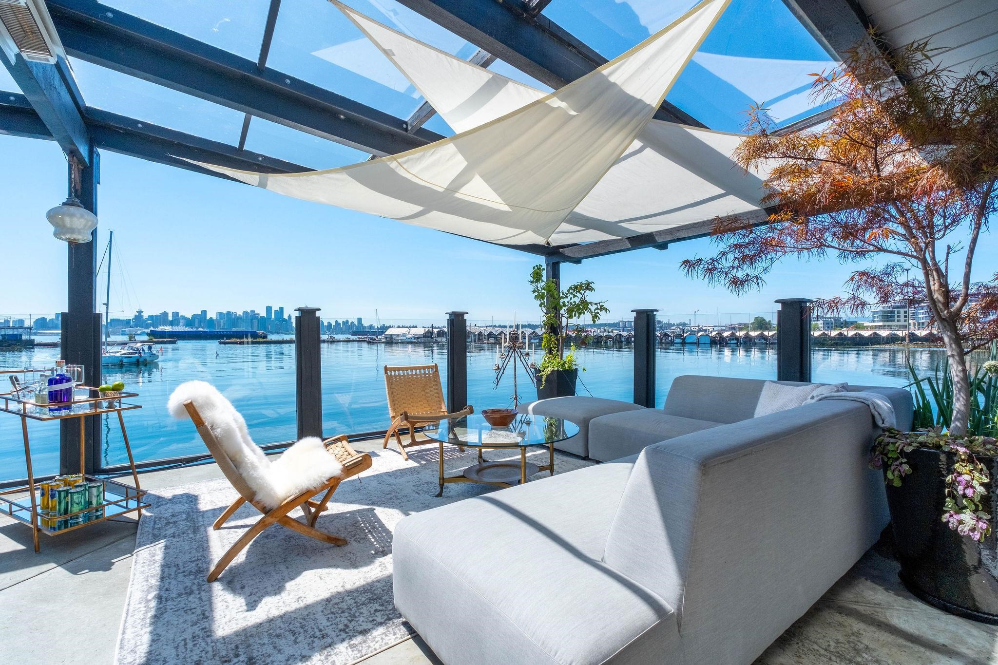 A27 415 ESPLANADE AVENUE, R3060931, BC,