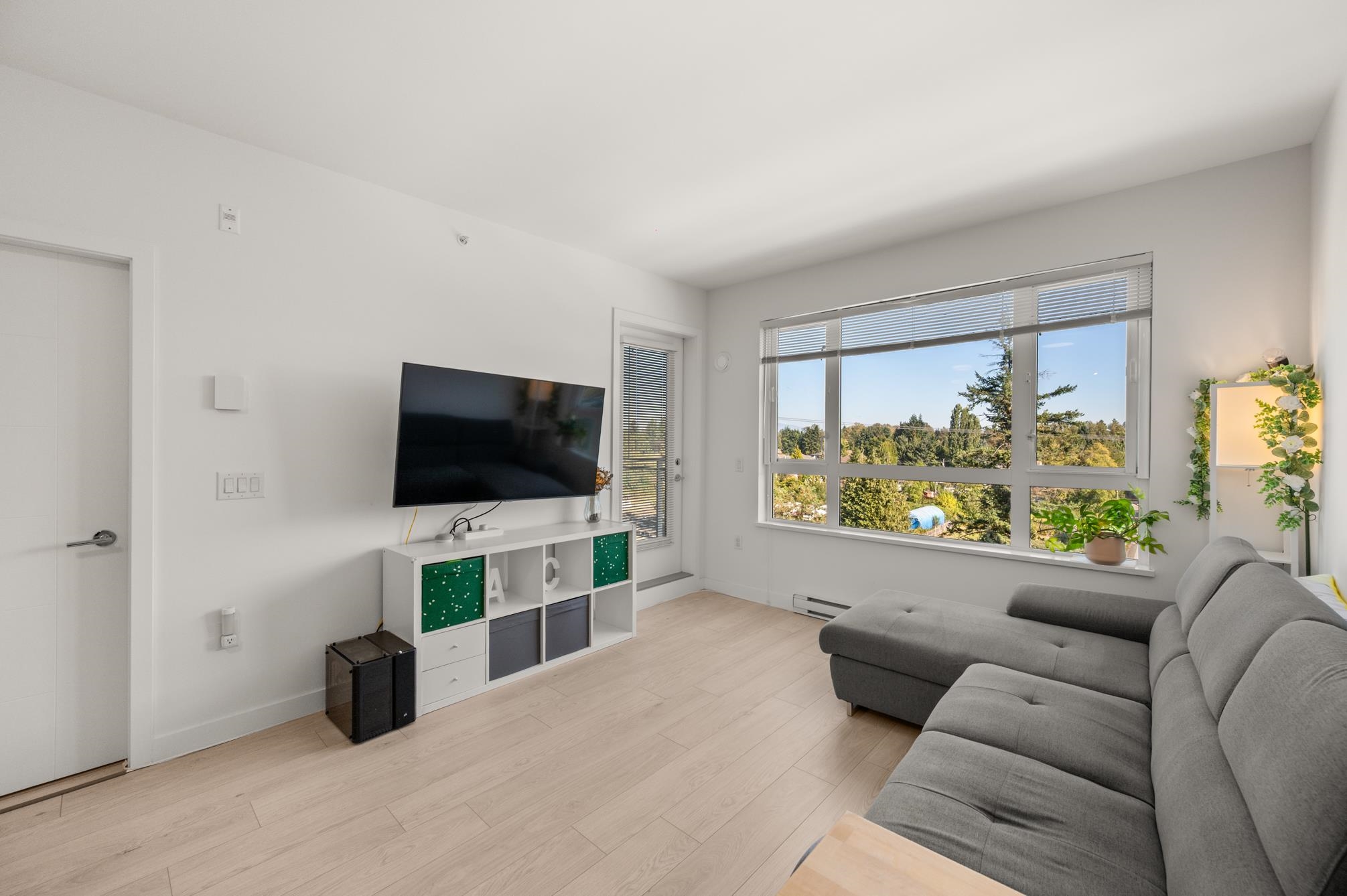 614 10603 140 STREET, R3060932, BC,