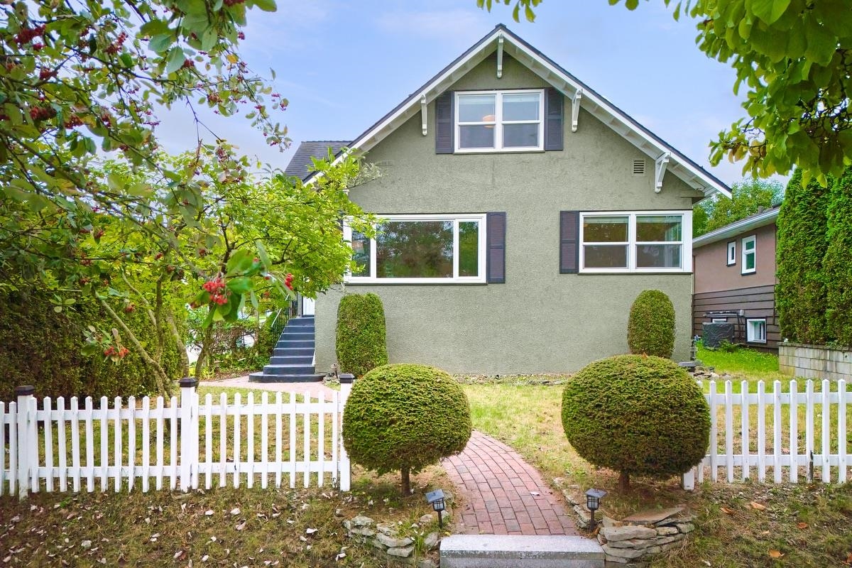 102 DURHAM STREET, New Westminster BC V3L 1X1, R3061251, BC,