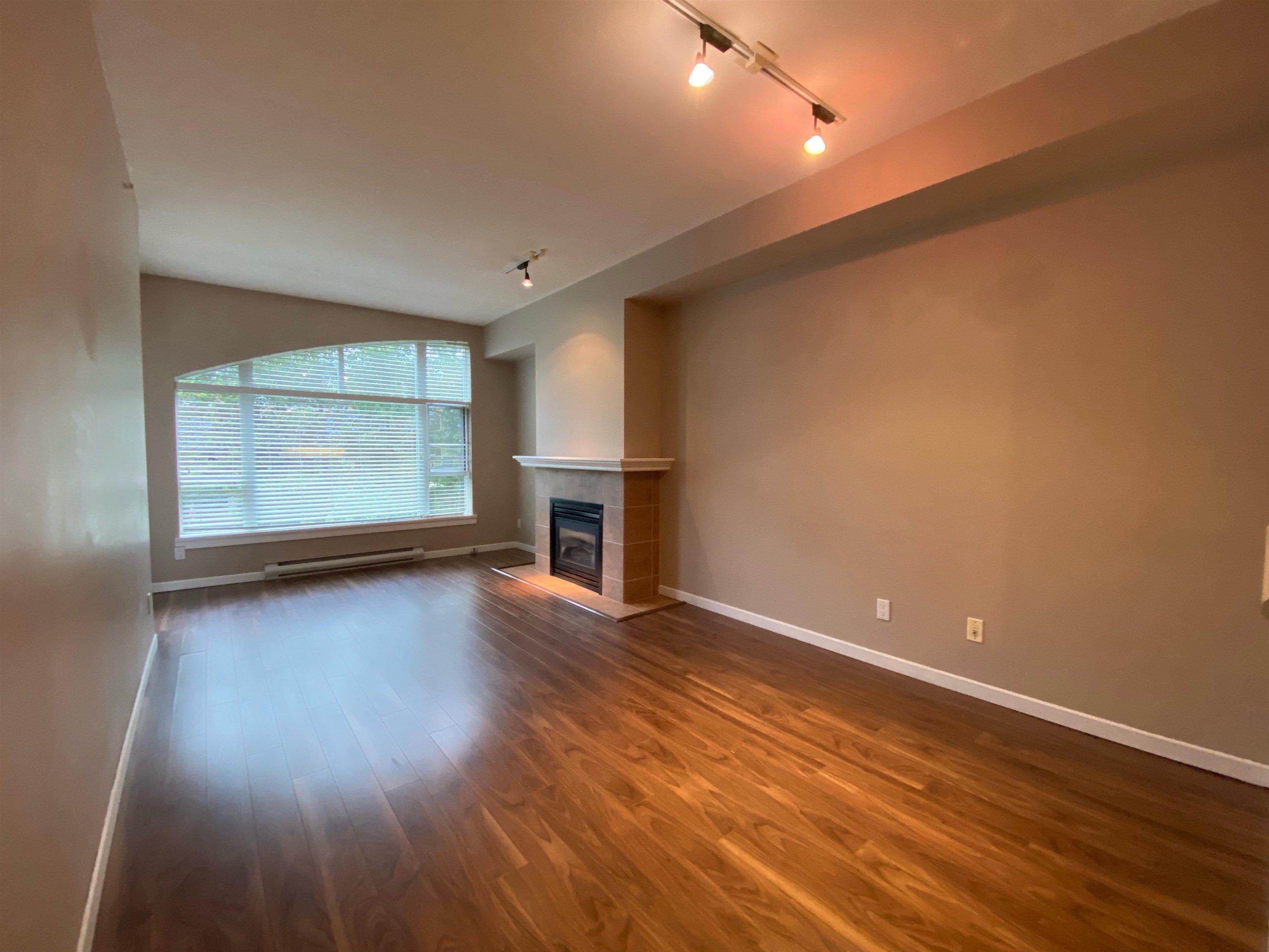 504 3600 WINDCREST DRIVE, R3061261, BC,