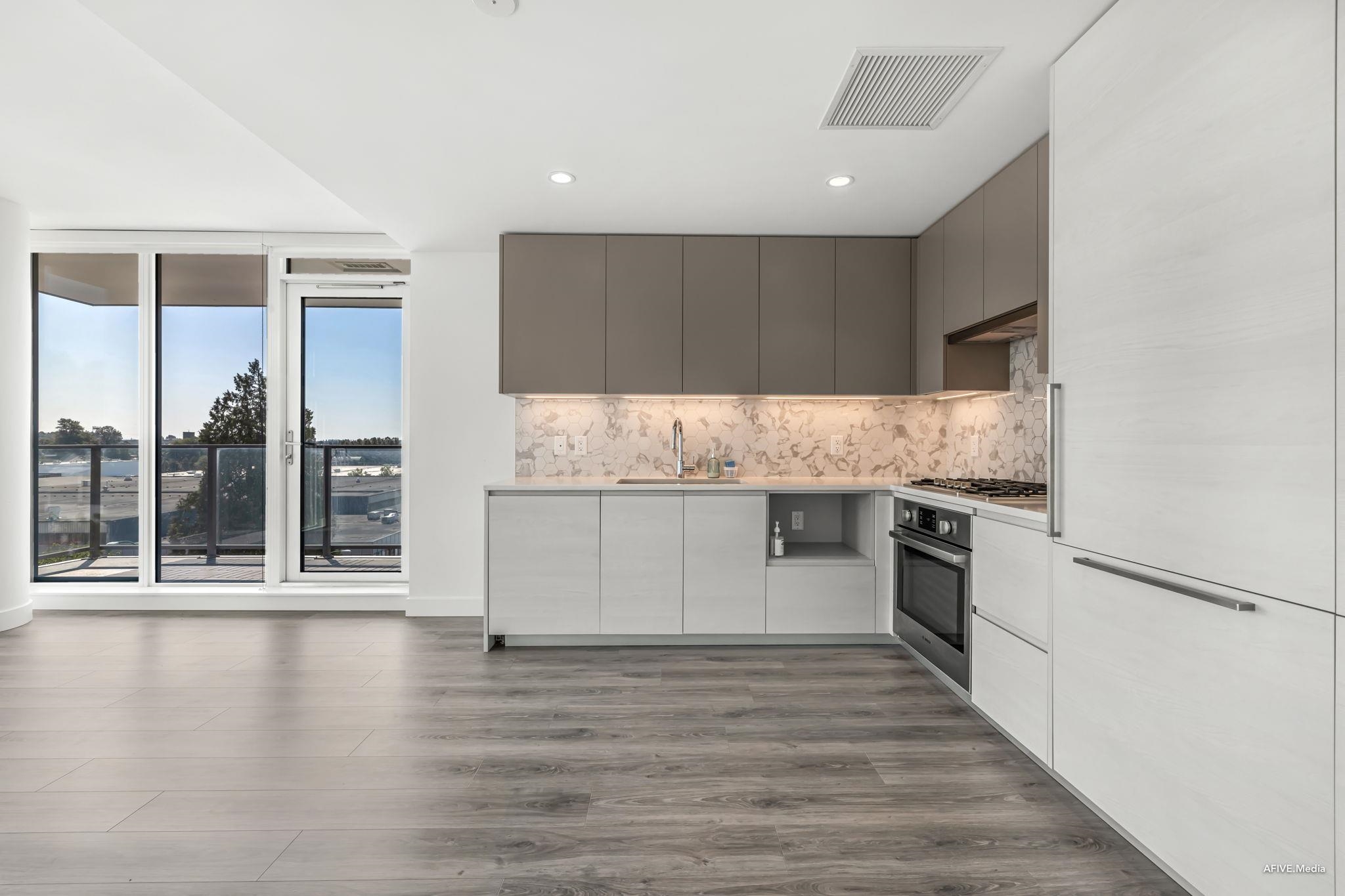 406 8181 CHESTER STREET, R3061324, BC,