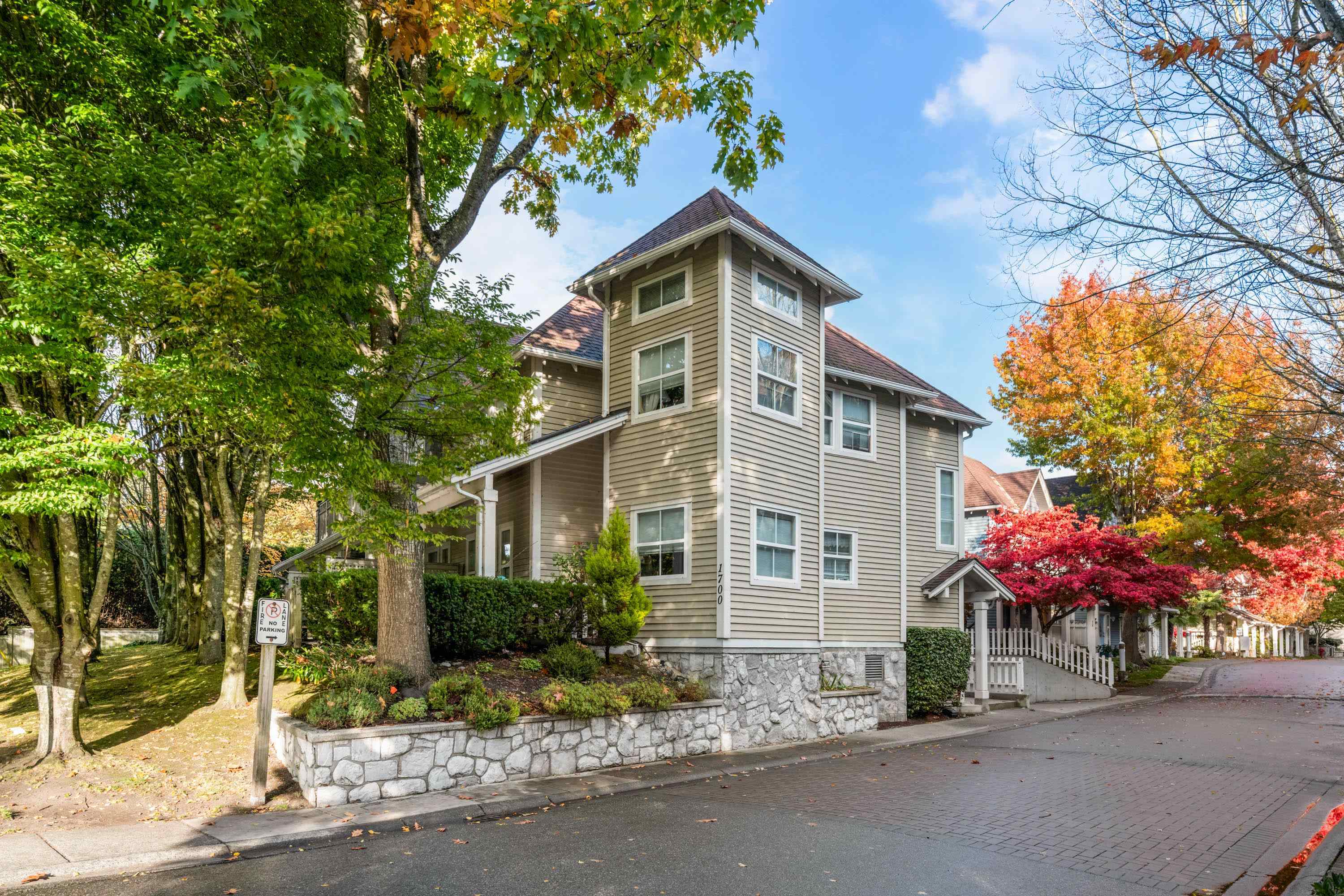 16 1700 56 STREET, R3061420, BC,