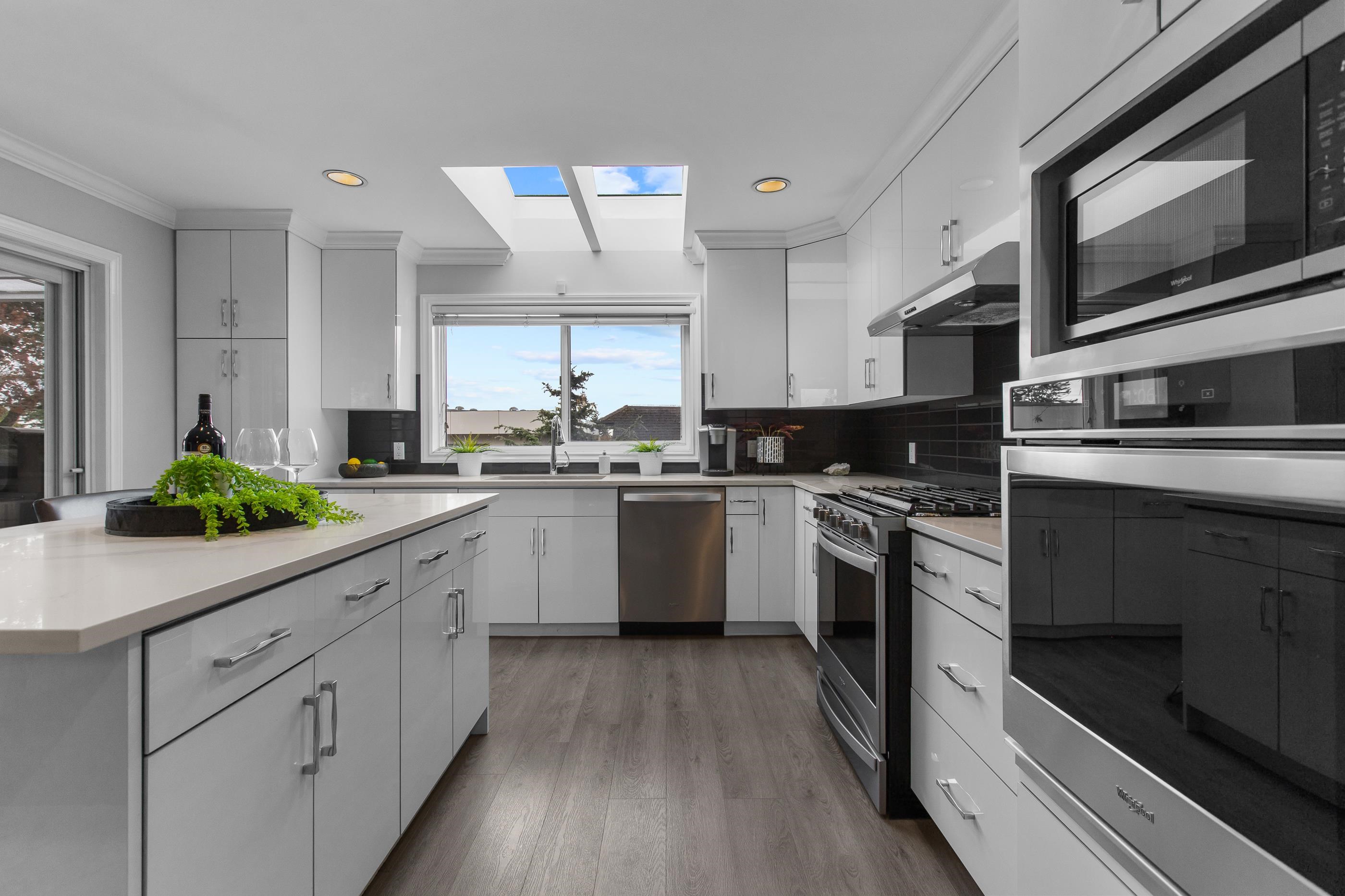 1170 DOLPHIN STREET, White Rock BC V4B 4G8, R3061430, BC,