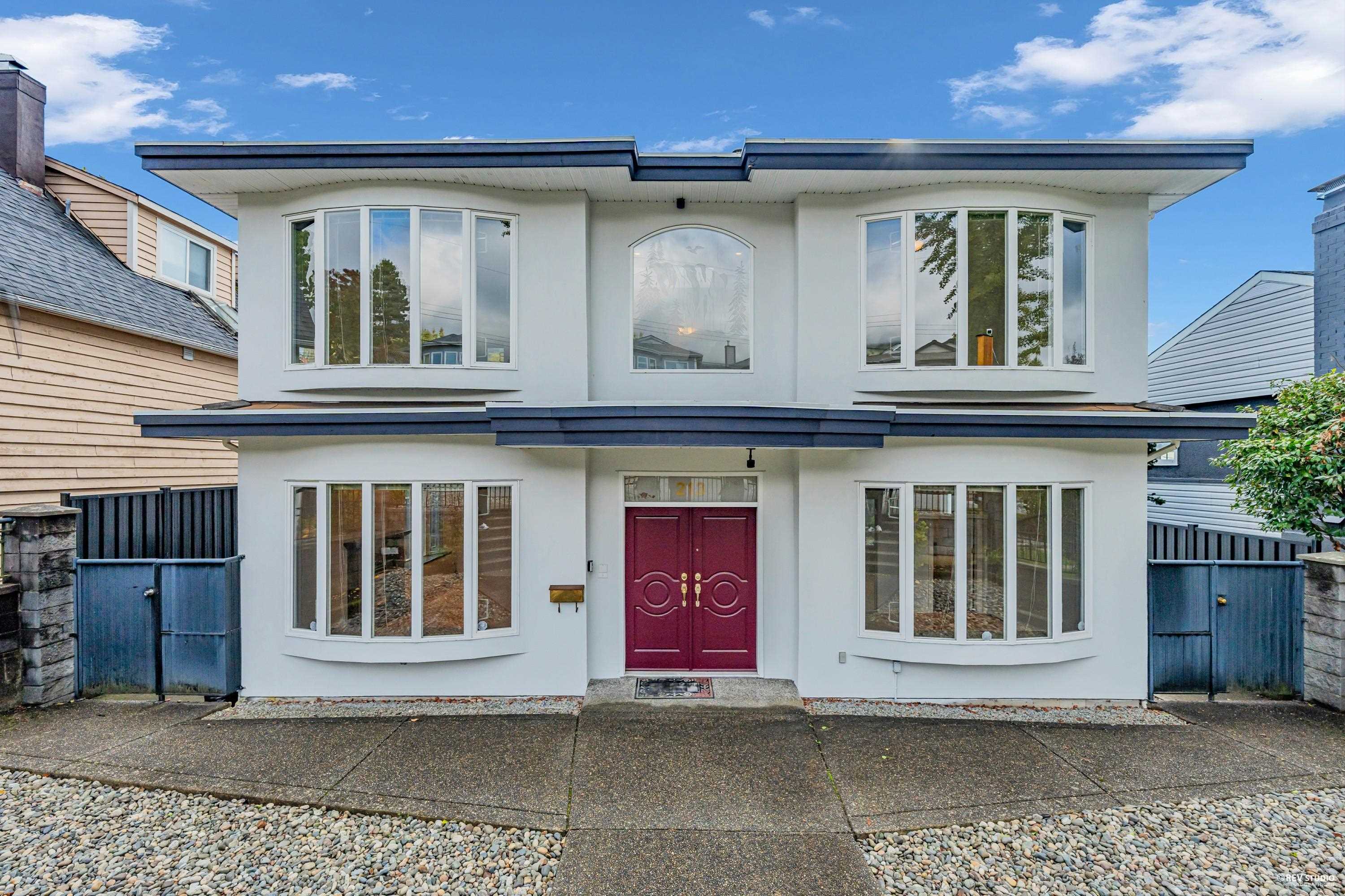 213 W 28TH STREET, North Vancouver BC V7N 2H9, R3061437, BC,