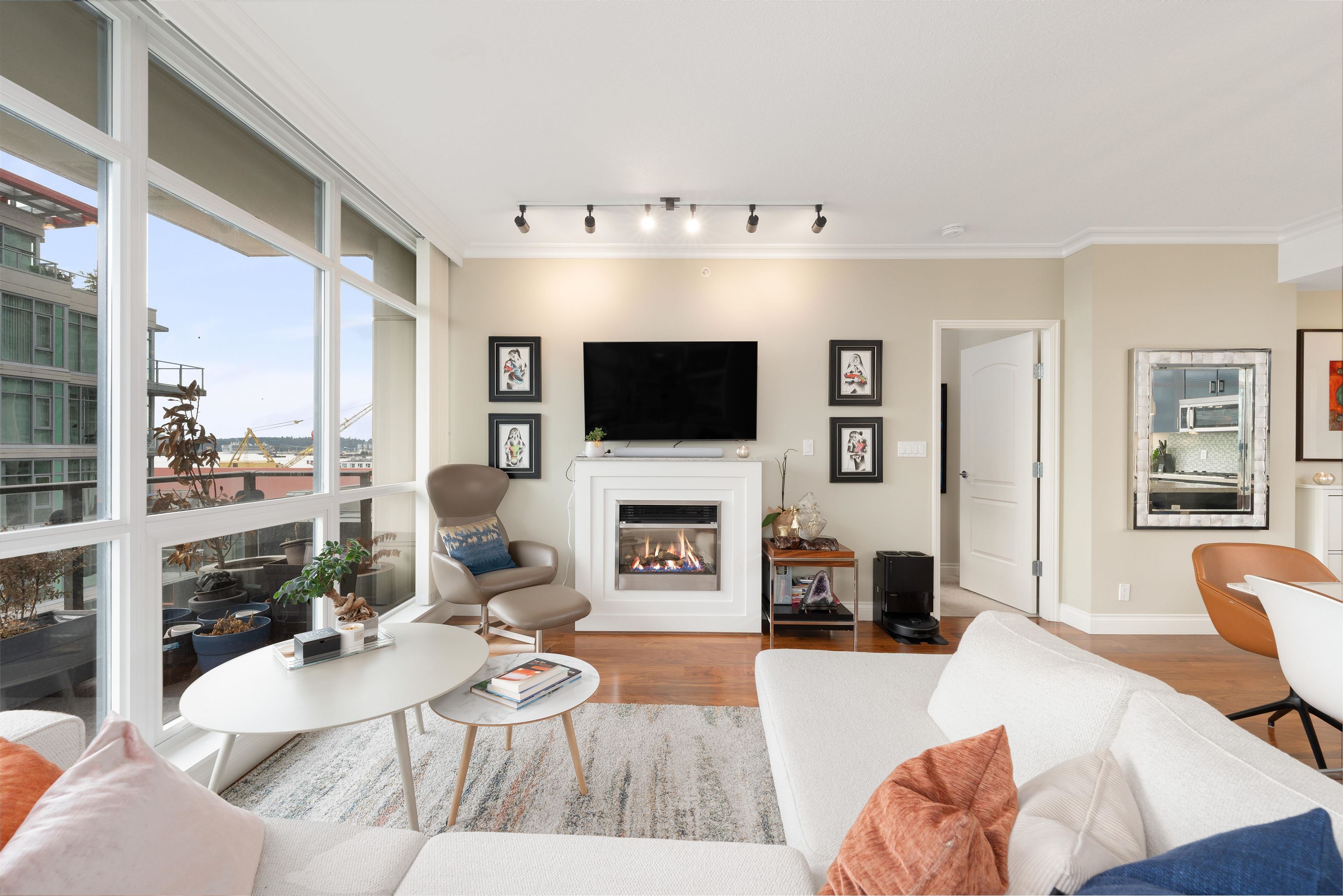 804 162 VICTORY SHIP WAY, R3061444, BC,